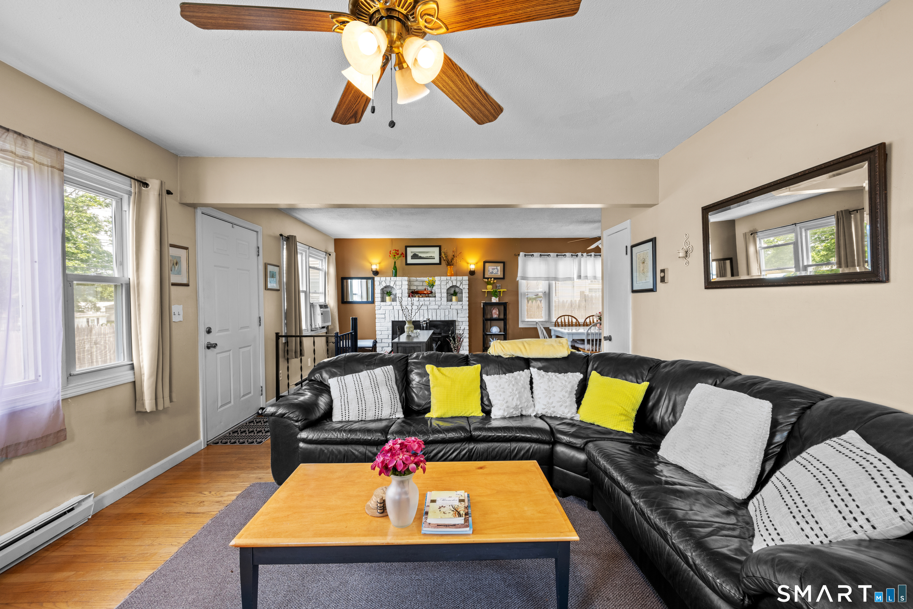58 Vivian Street Property Photo 4