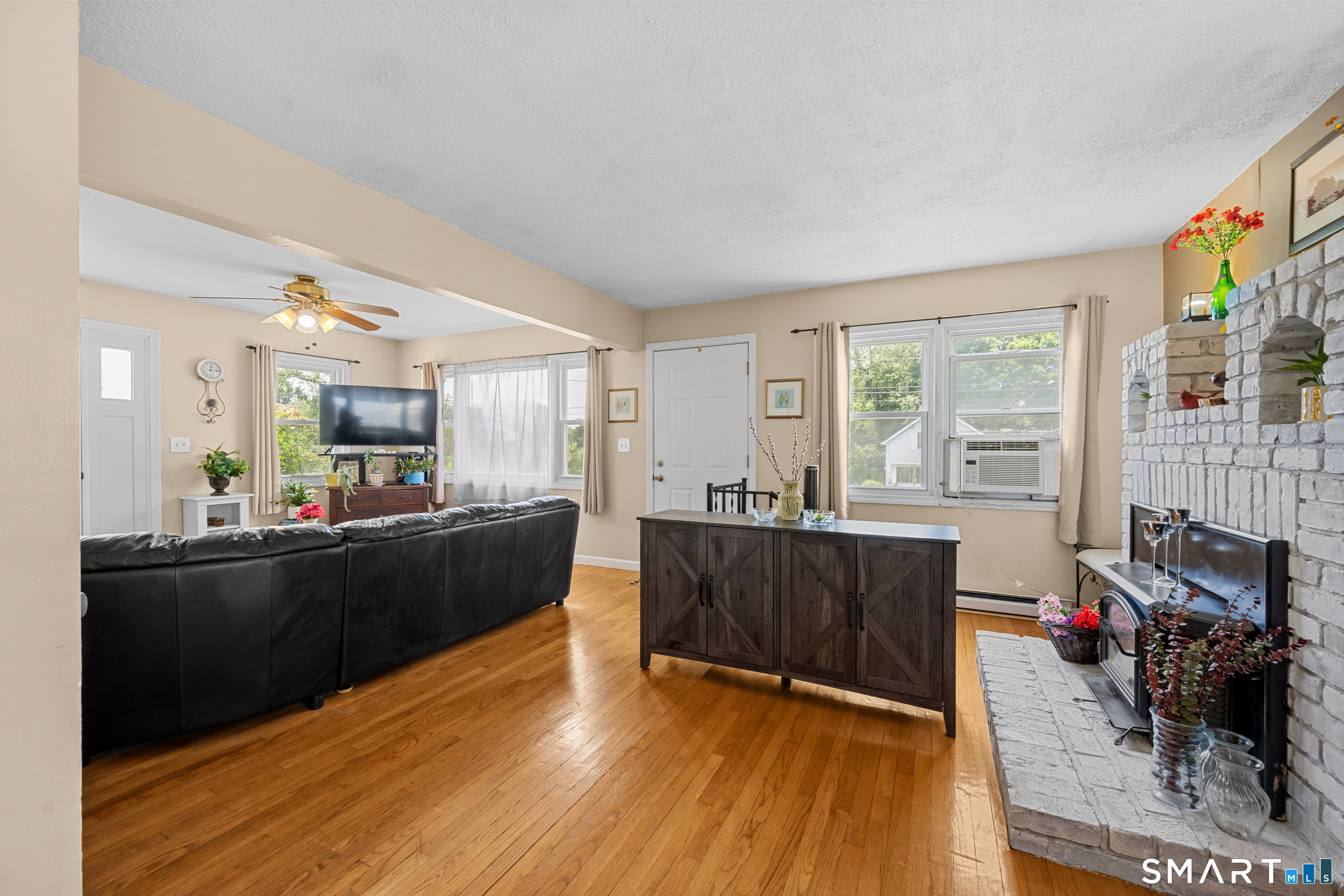 58 Vivian Street Property Photo 9