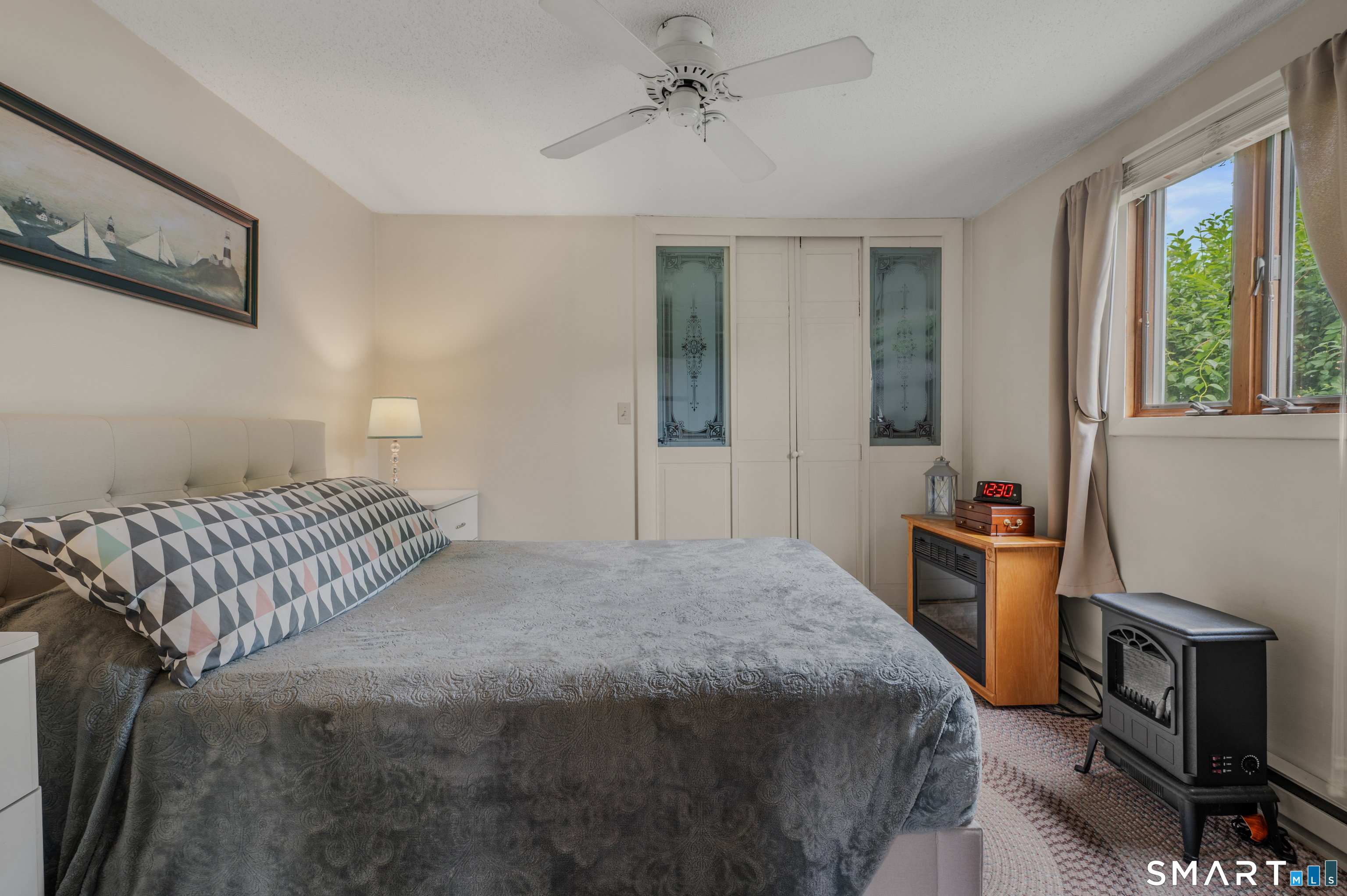 8 & 10 Swan Avenue Property Photo 16