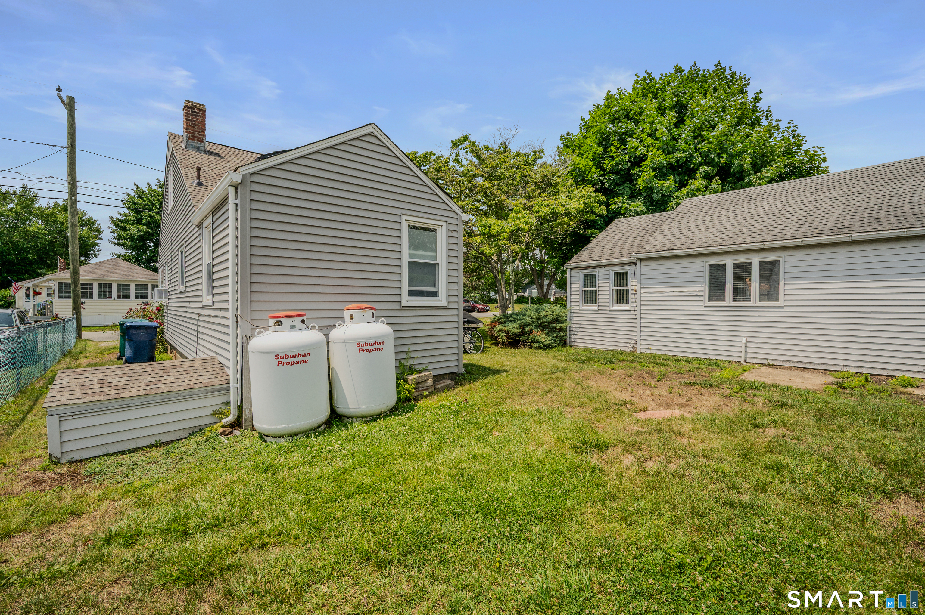 8 & 10 Swan Avenue Property Photo 22