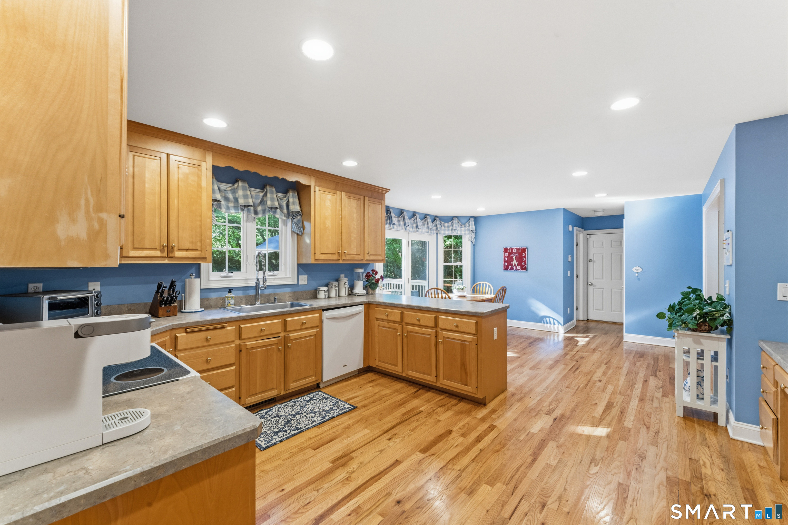 29 Narragansett Trail Property Photo 9