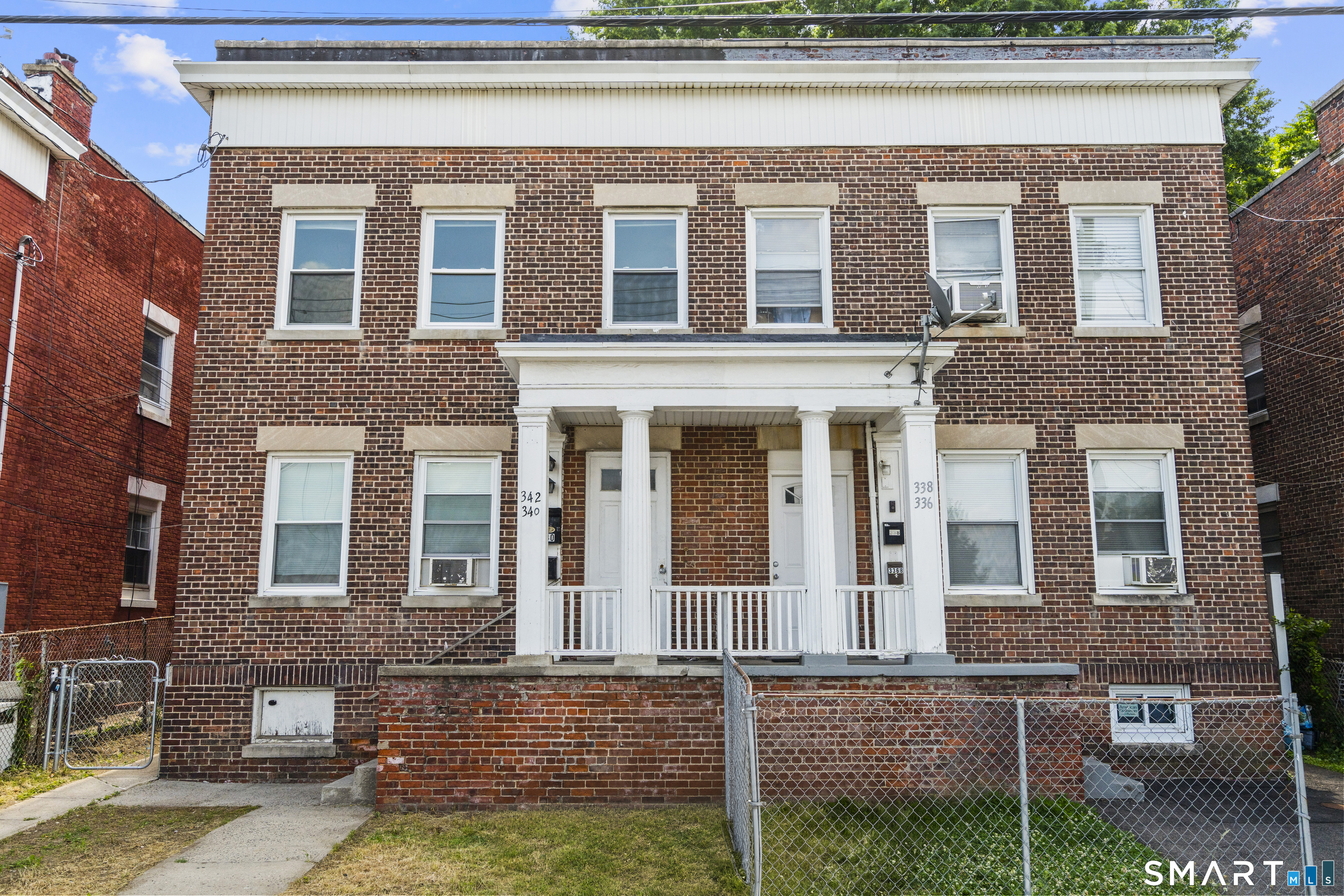 340 Bond Street Property Photo 1