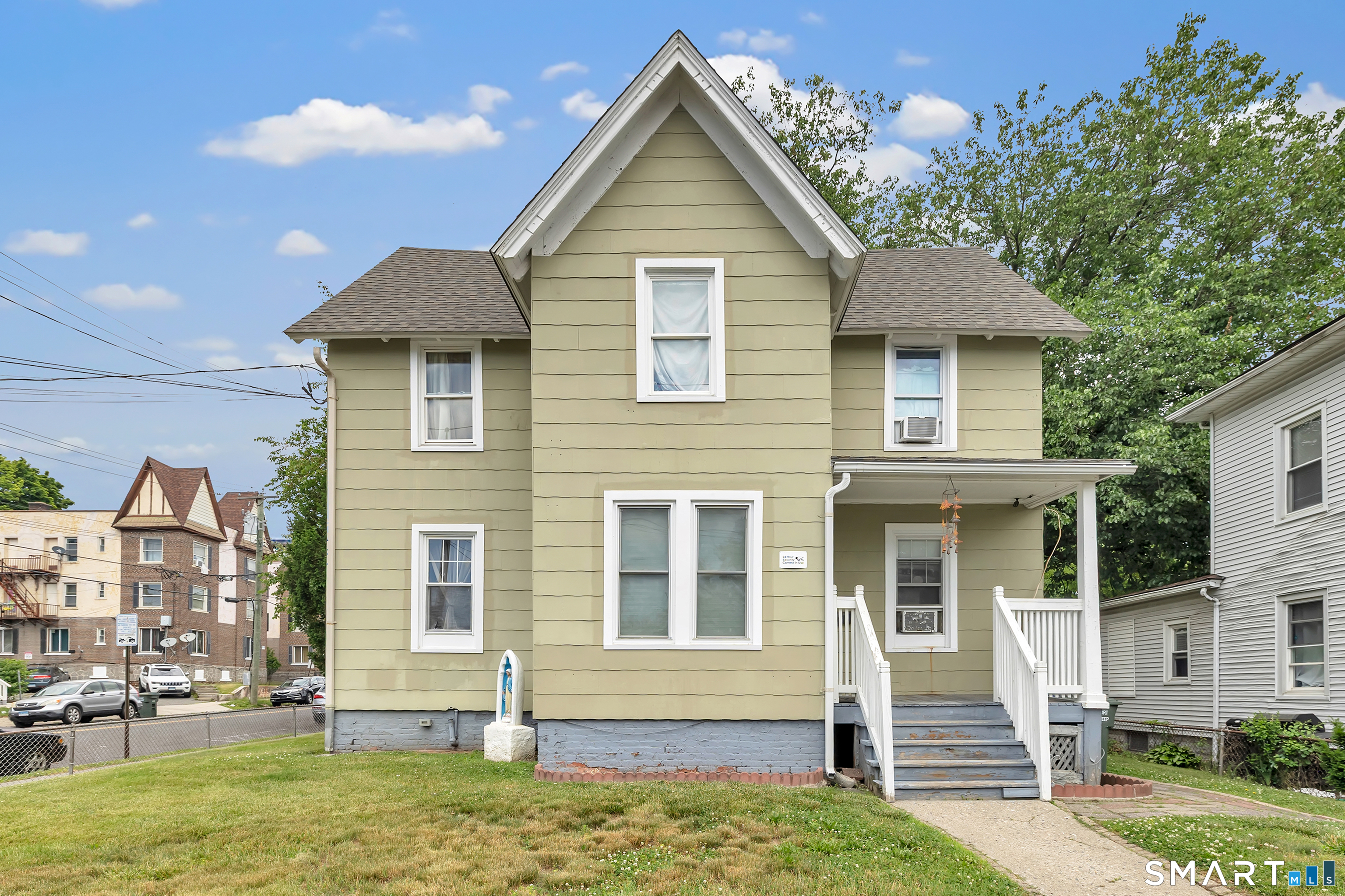 1626 Iranistan Avenue Property Photo 1
