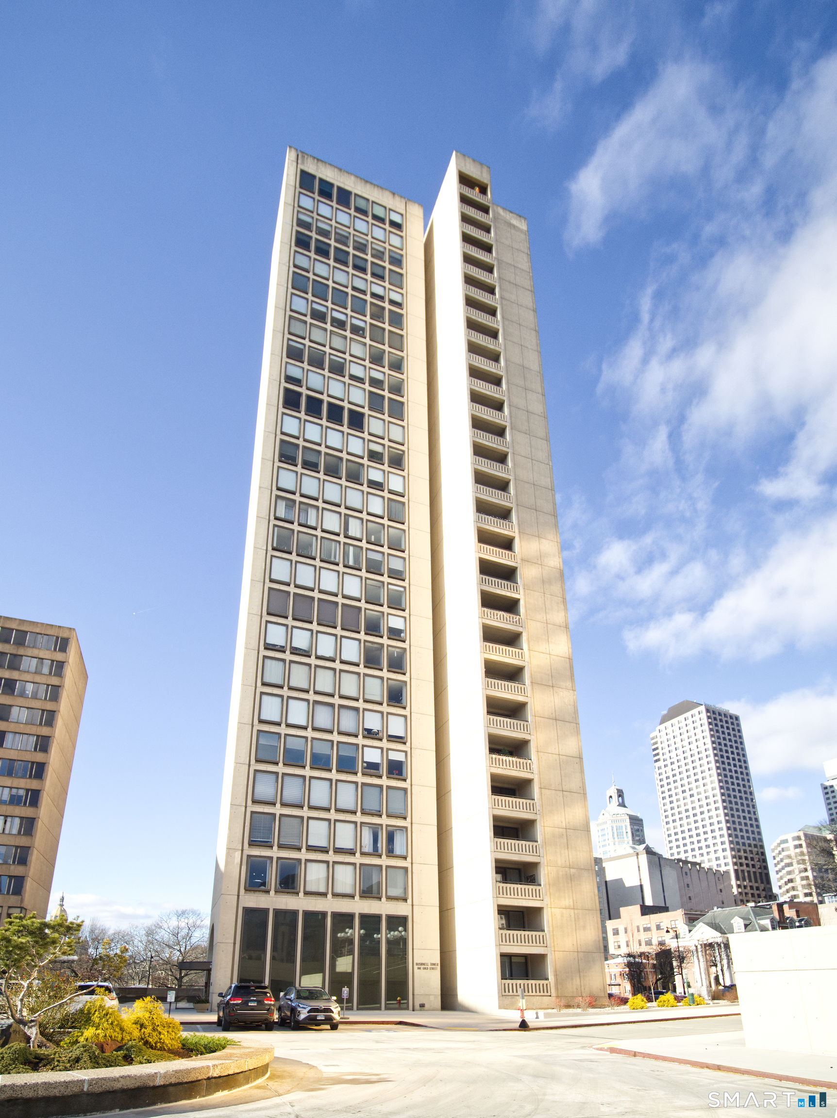 1 Gold 7e Street Property Photo 1