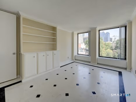 1 Gold 7e Street Property Photo 17