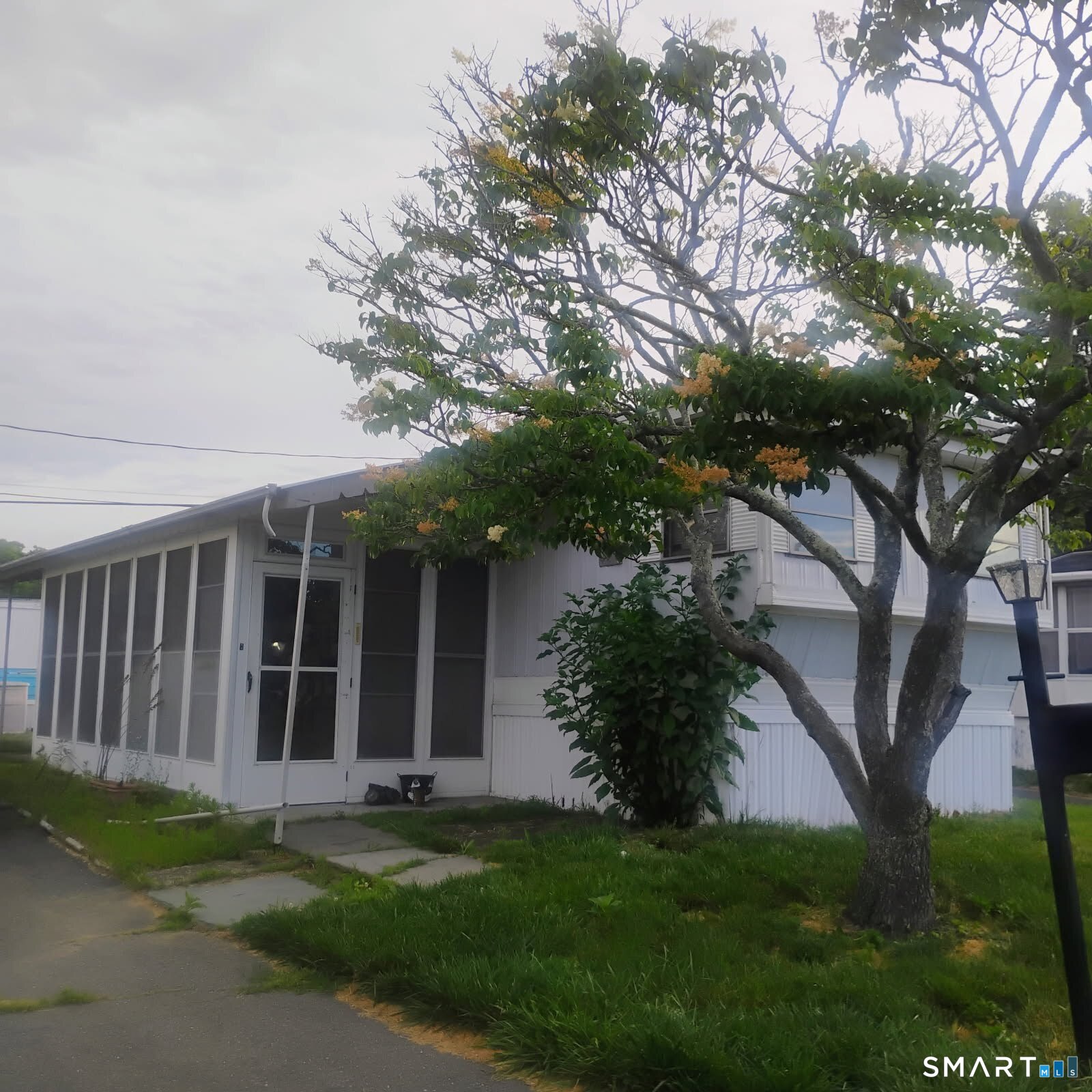 6 Cree Road Property Photo 1