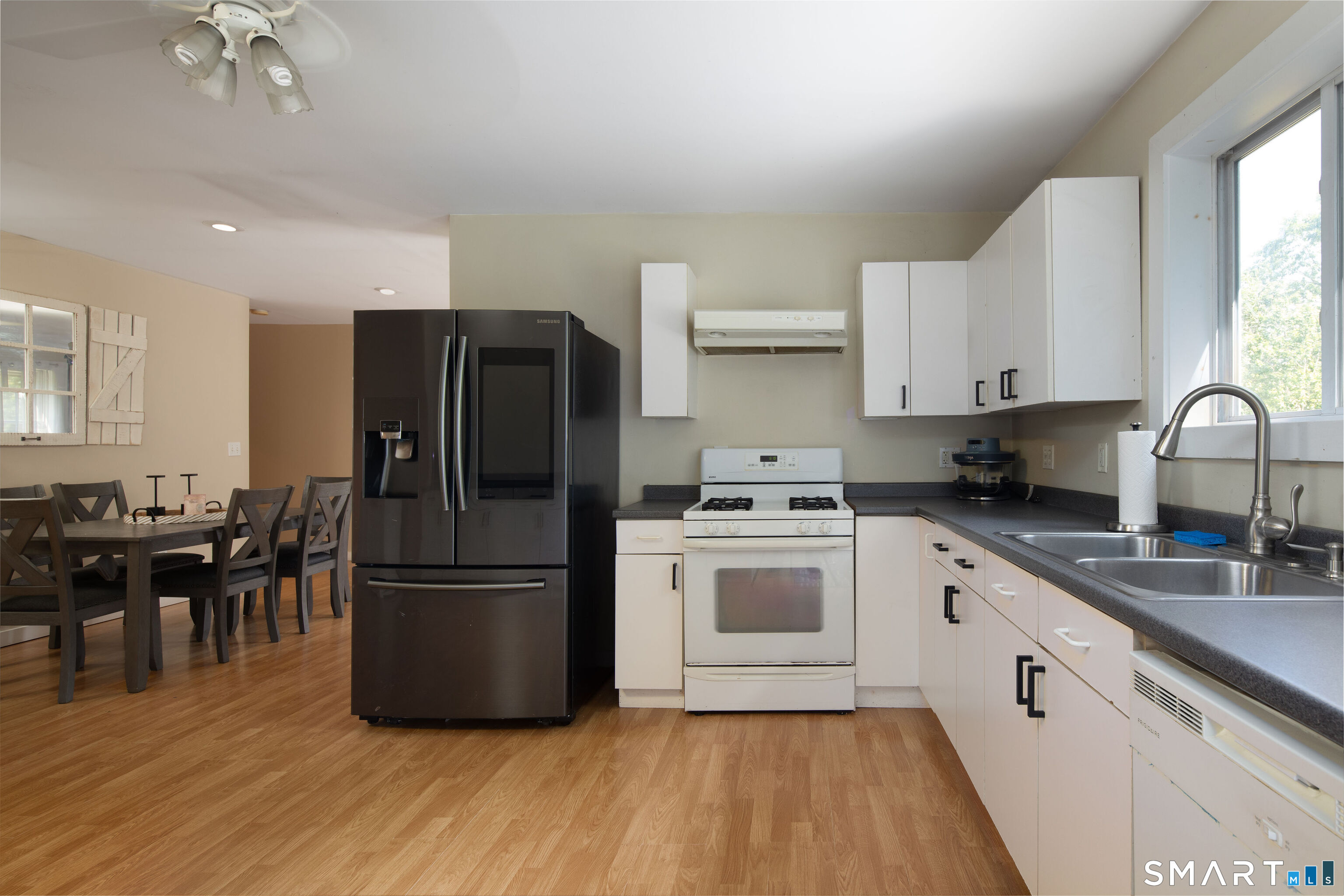 155 Winchester Road Property Photo 10