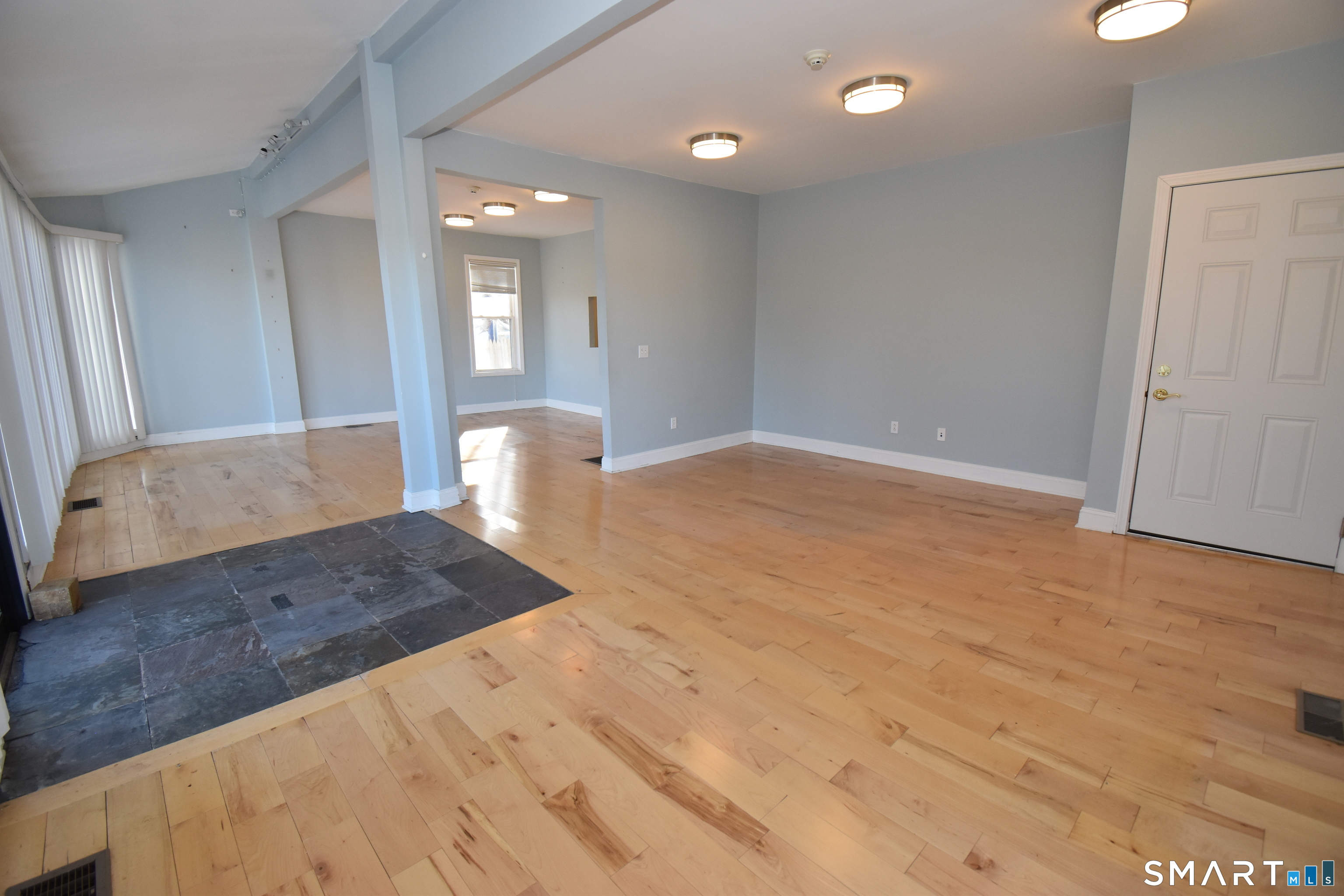 447 Wolcott Street Property Photo 4