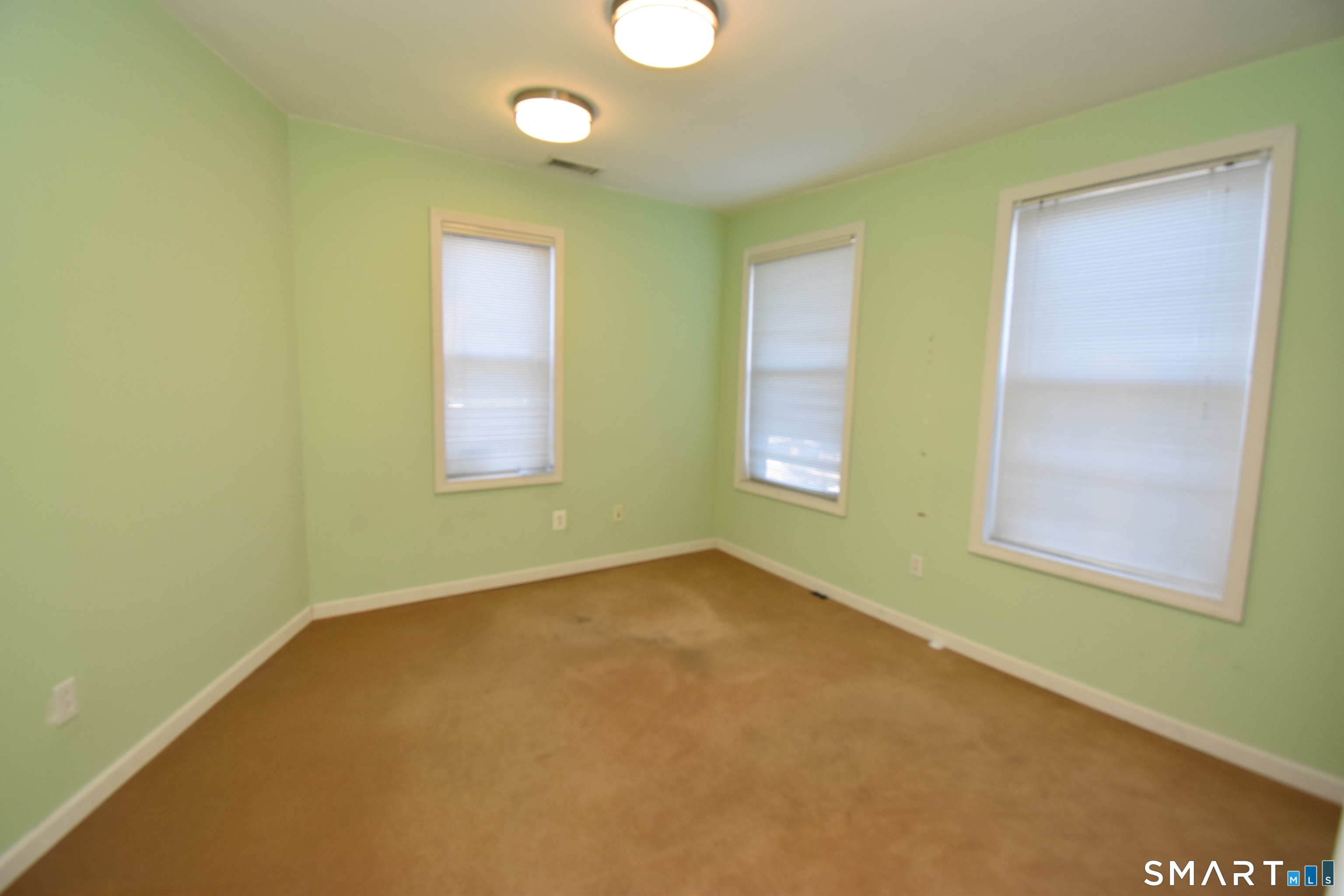 447 Wolcott Street Property Photo 13