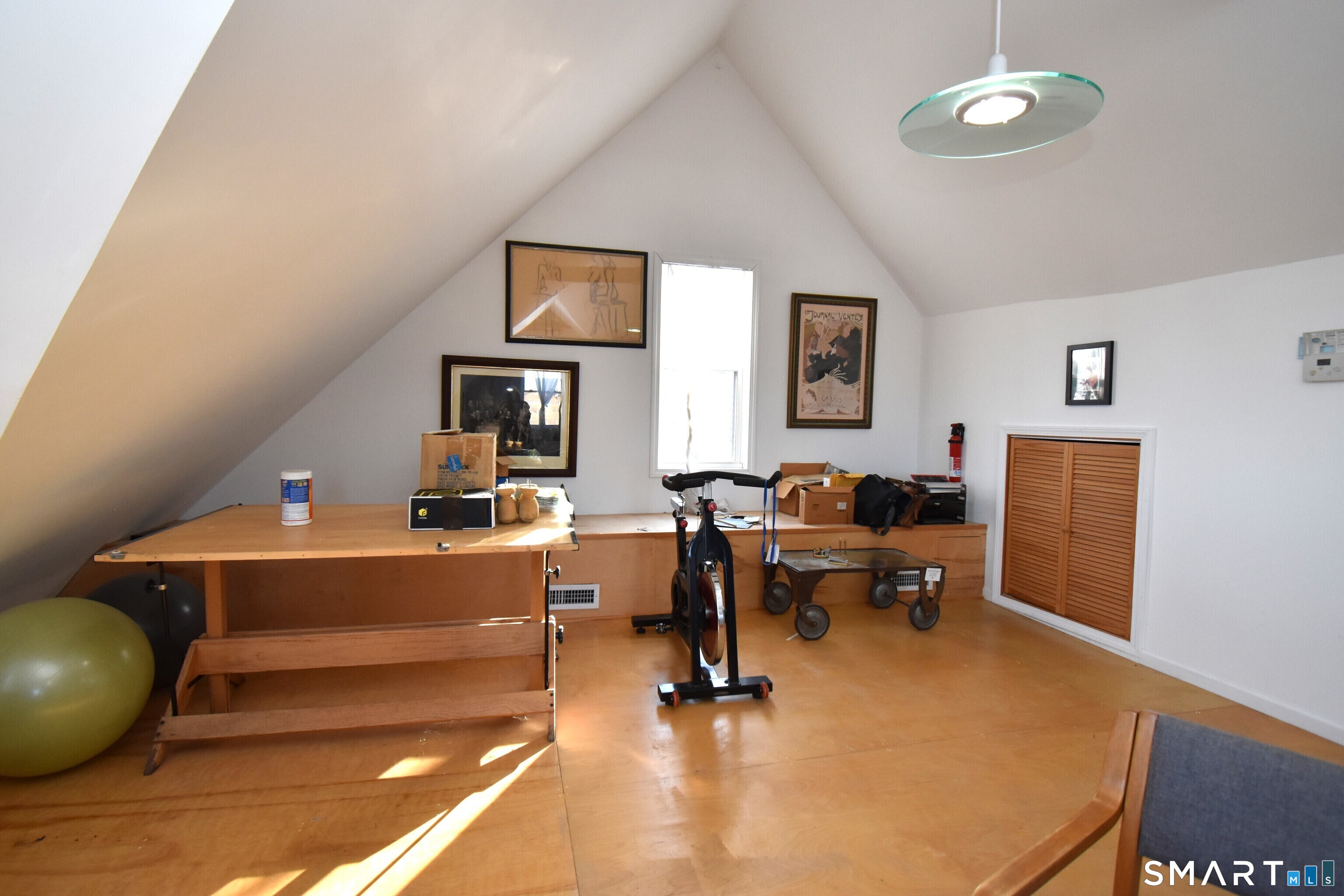 447 Wolcott Street Property Photo 24