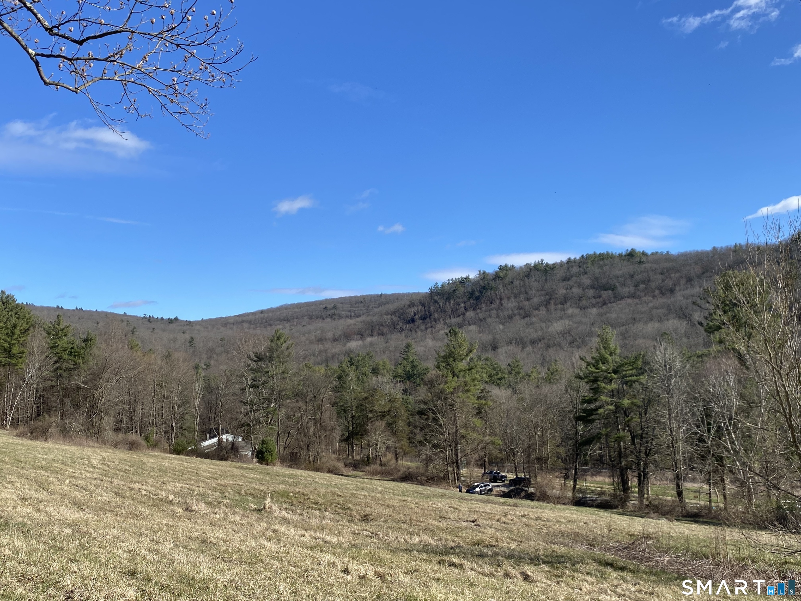 198-4 Beebe Hill Road Property Photo 1