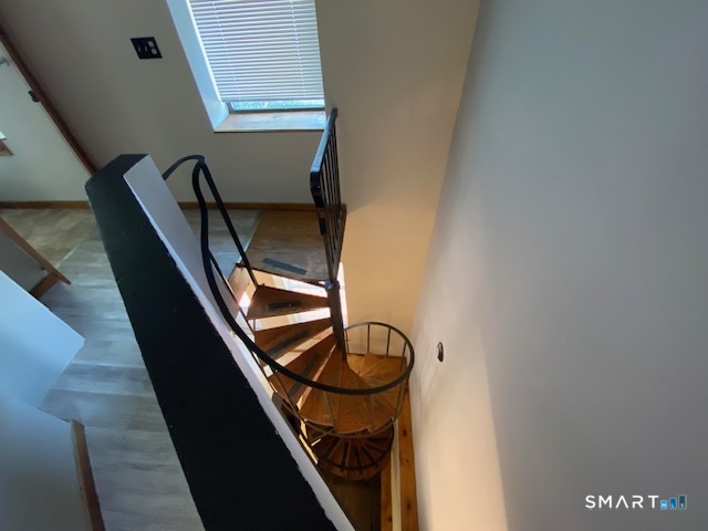 39 Wethersfield C Avenue Property Photo 23