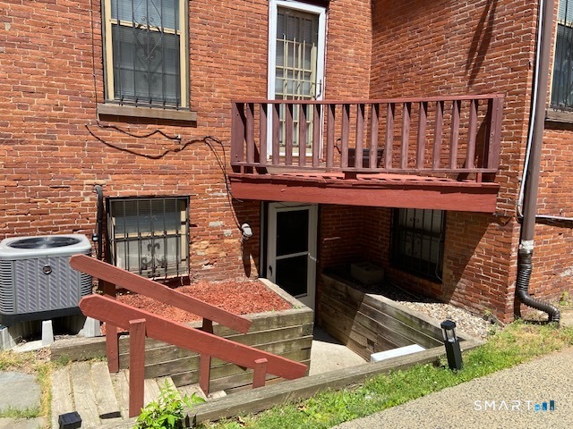 39 Wethersfield C Avenue Property Photo 25