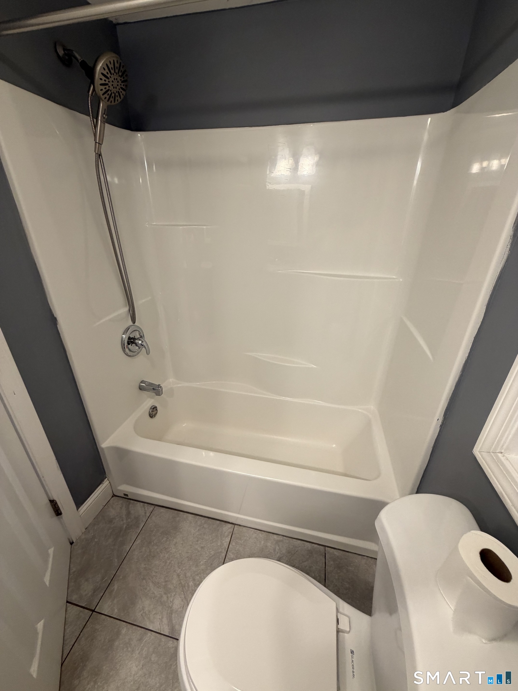 12 Shelton Avenue Property Photo 8