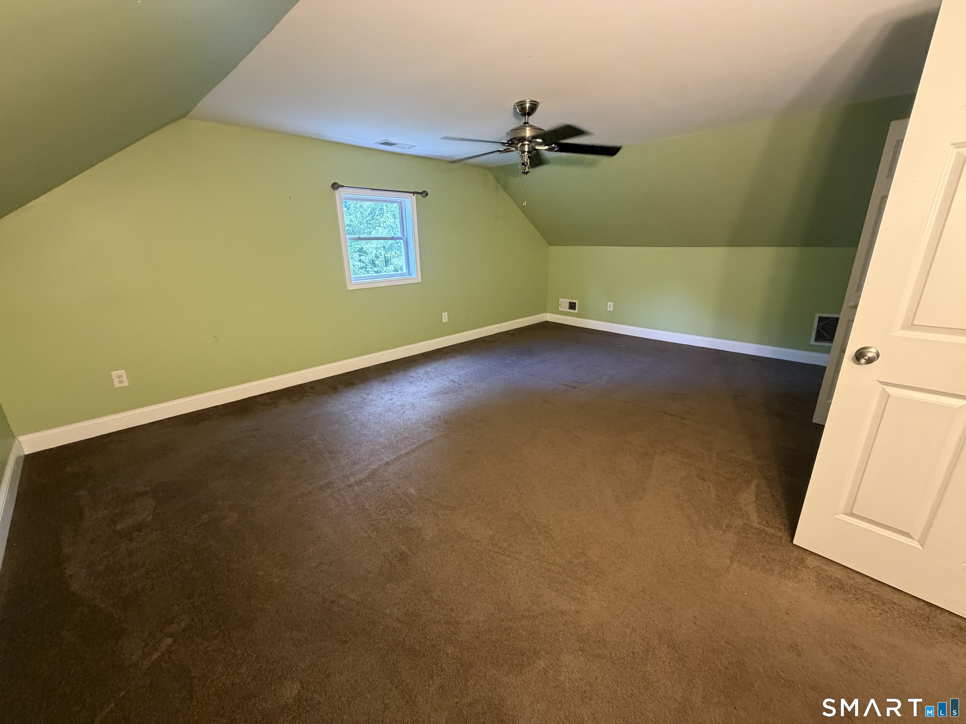 12 Shelton Avenue Property Photo 10