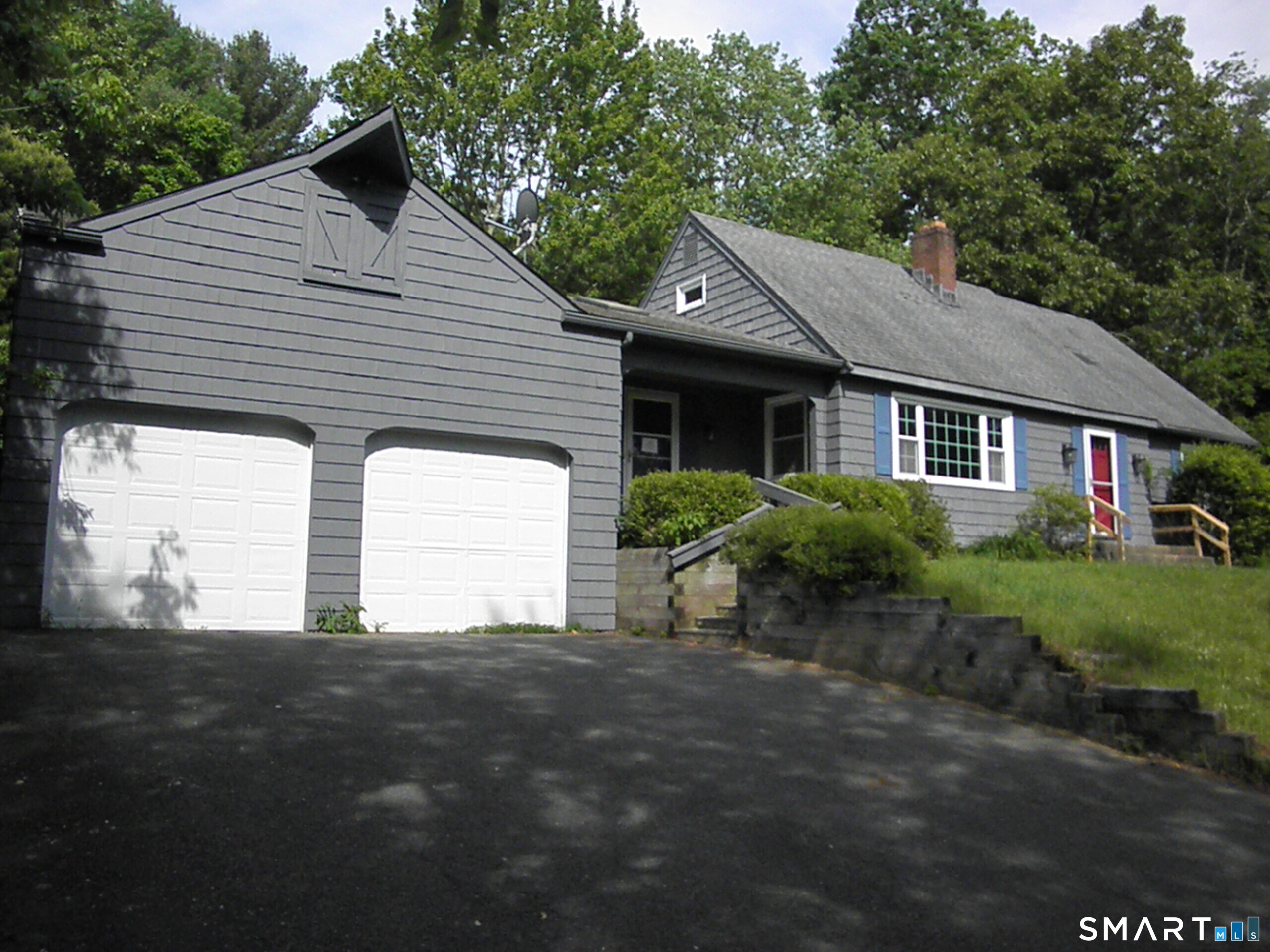 323 Jones Hollow Road Property Photo 1