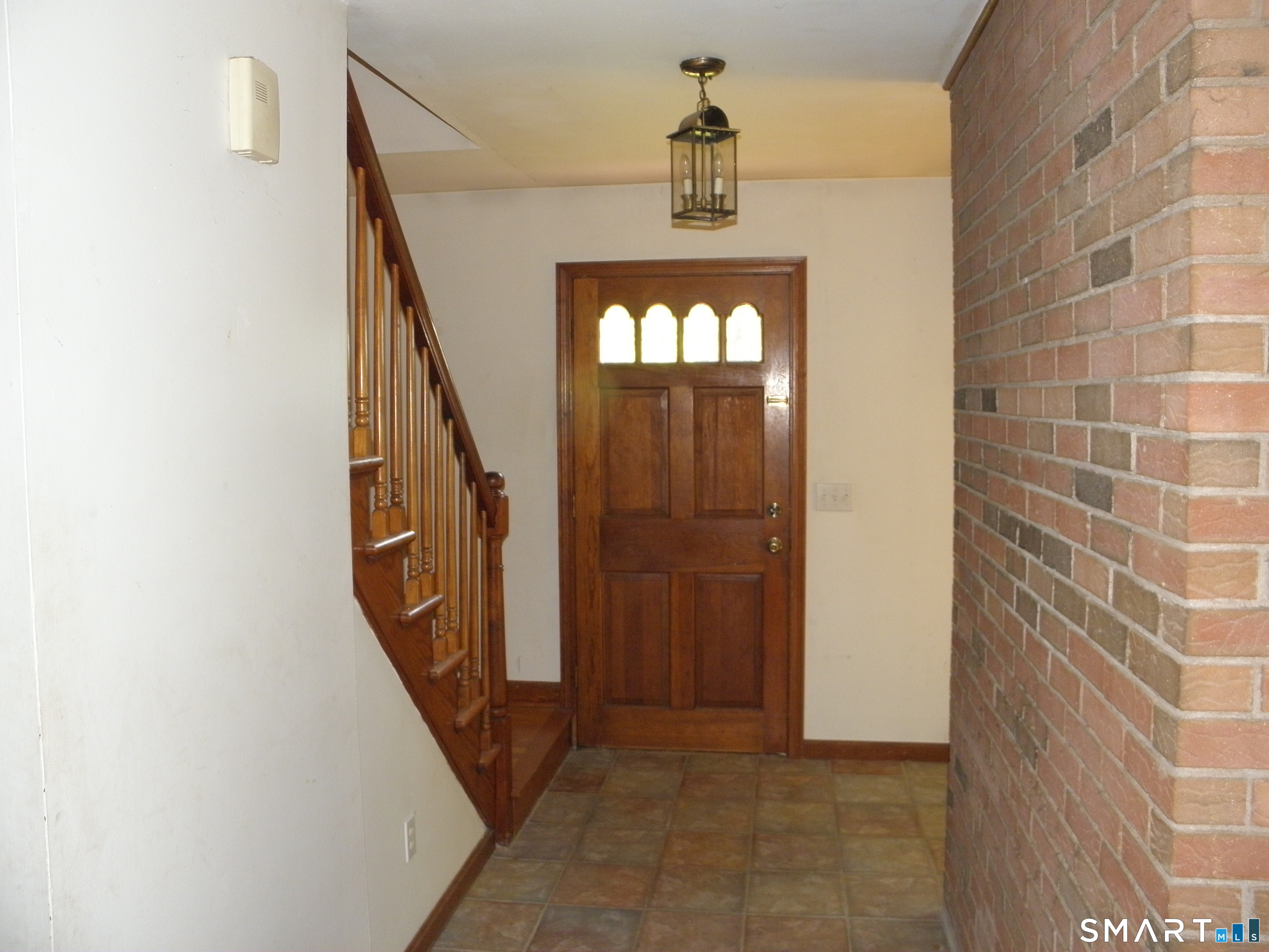 323 Jones Hollow Road Property Photo 9