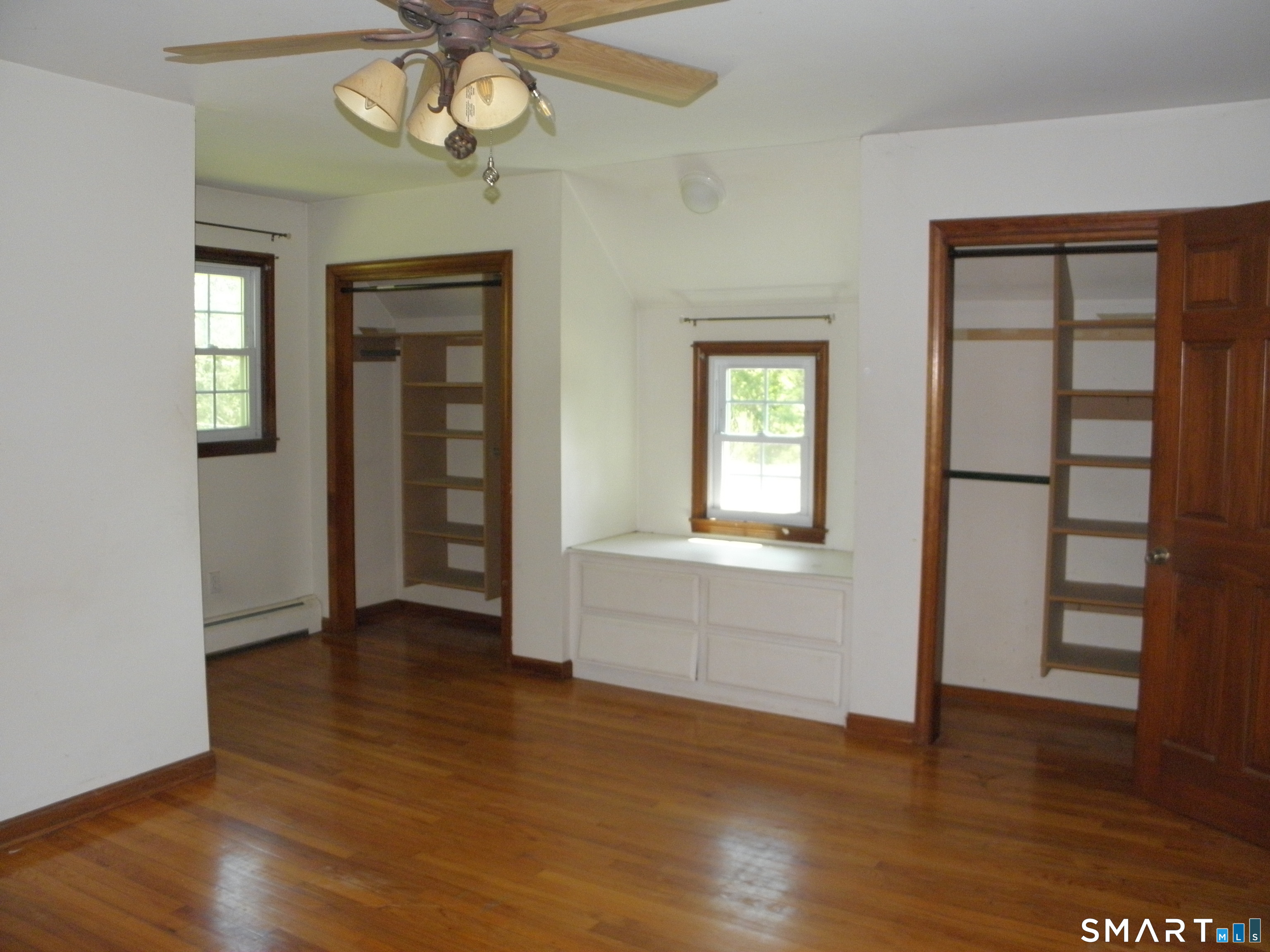 323 Jones Hollow Road Property Photo 12