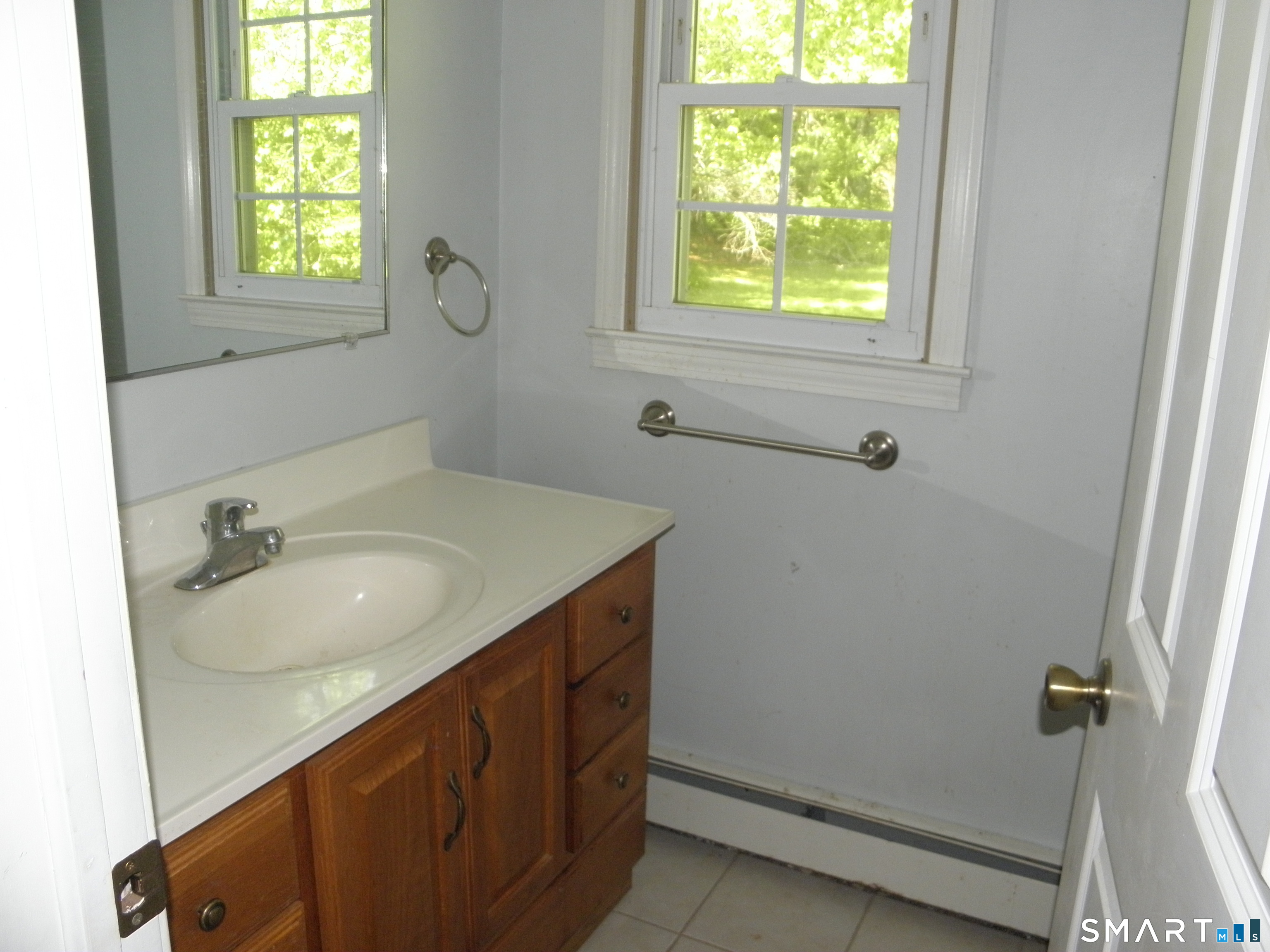 323 Jones Hollow Road Property Photo 15