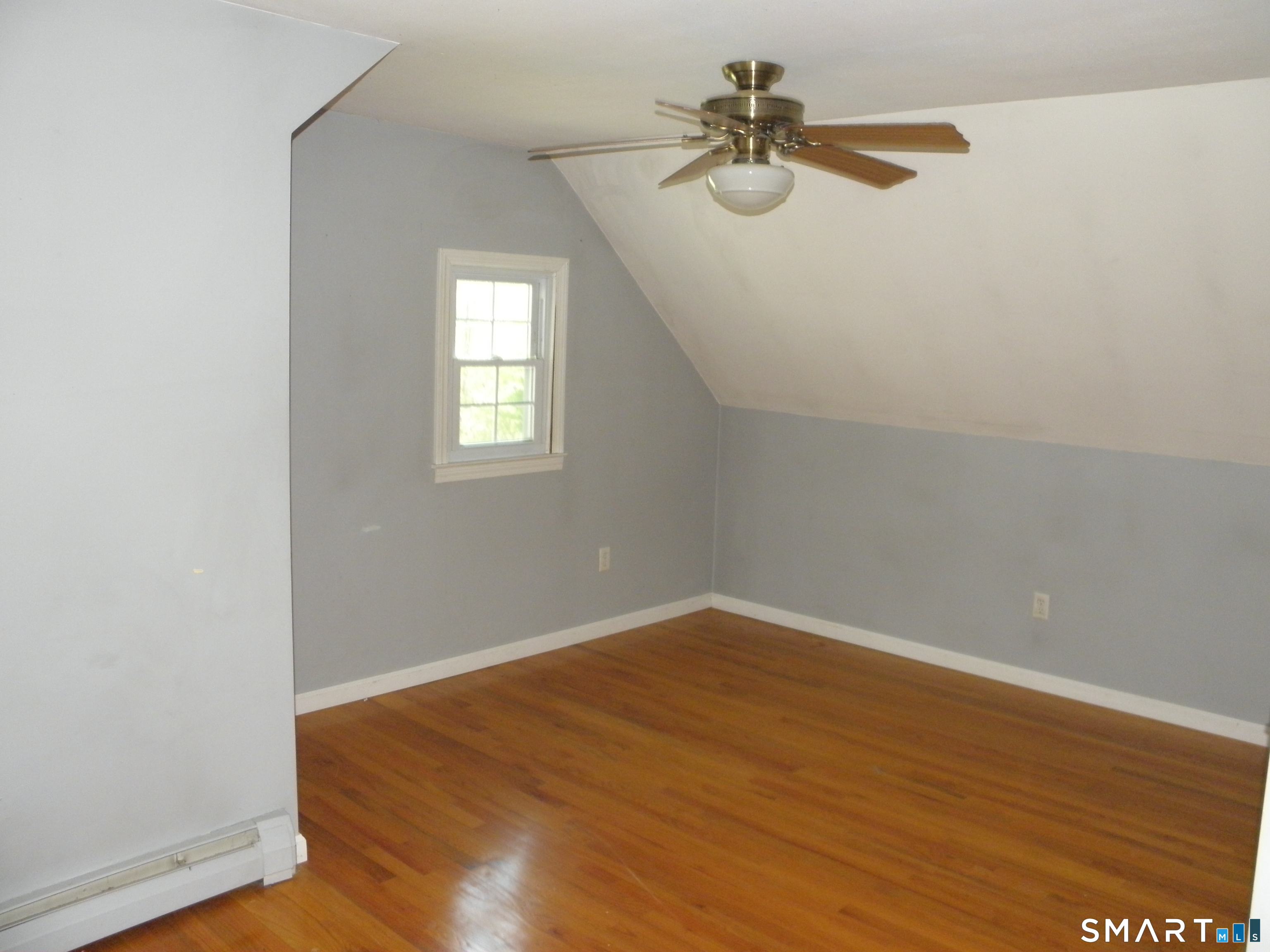323 Jones Hollow Road Property Photo 17