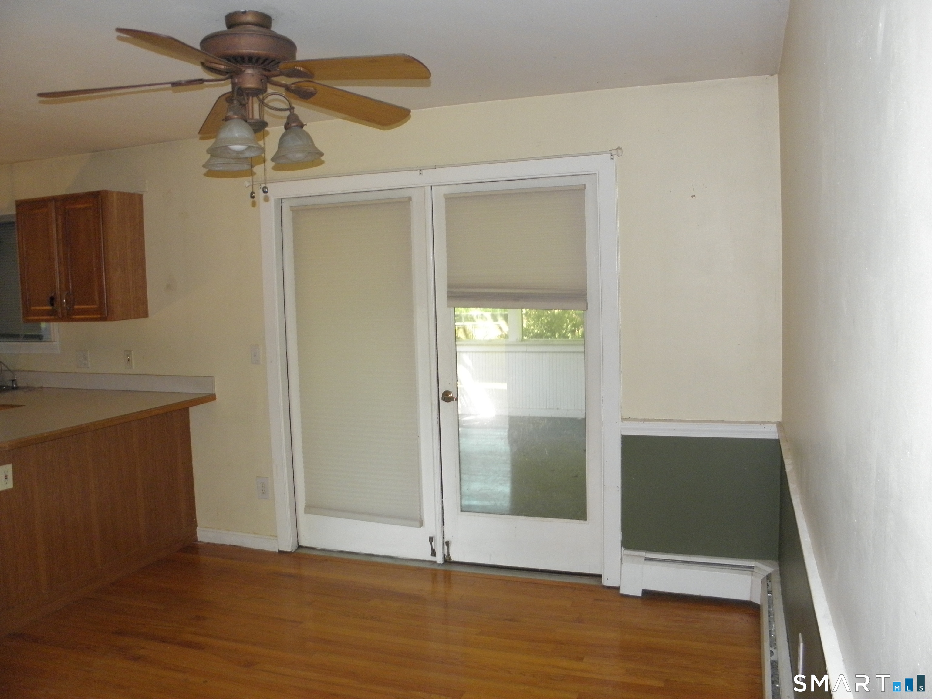 323 Jones Hollow Road Property Photo 18