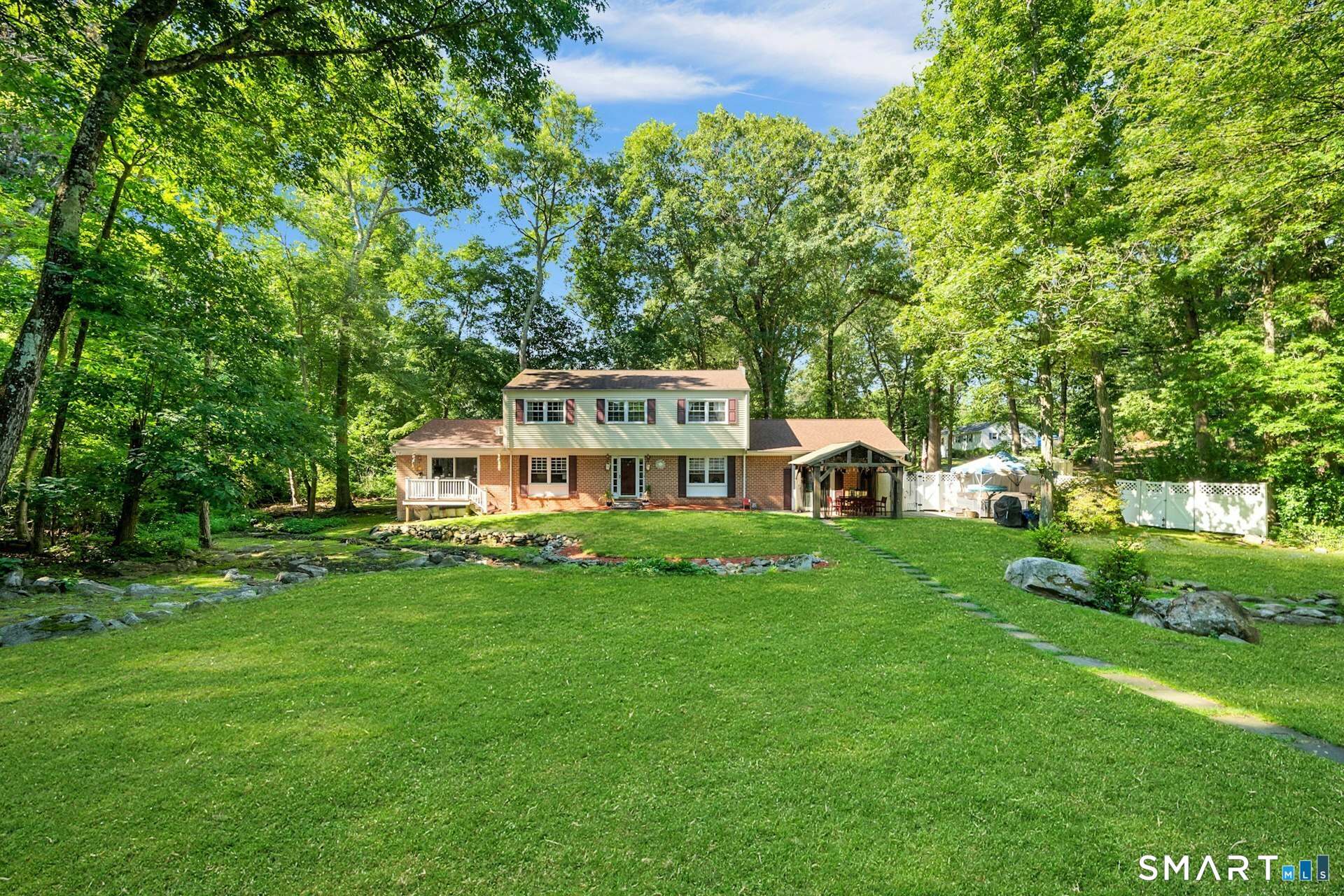 31 Granite Drive Property Photo 1