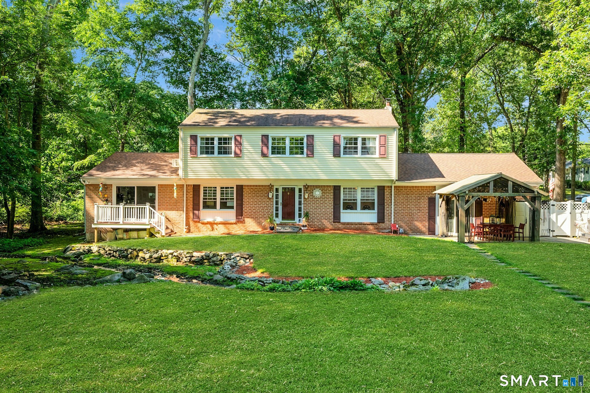 31 Granite Drive Property Photo 1
