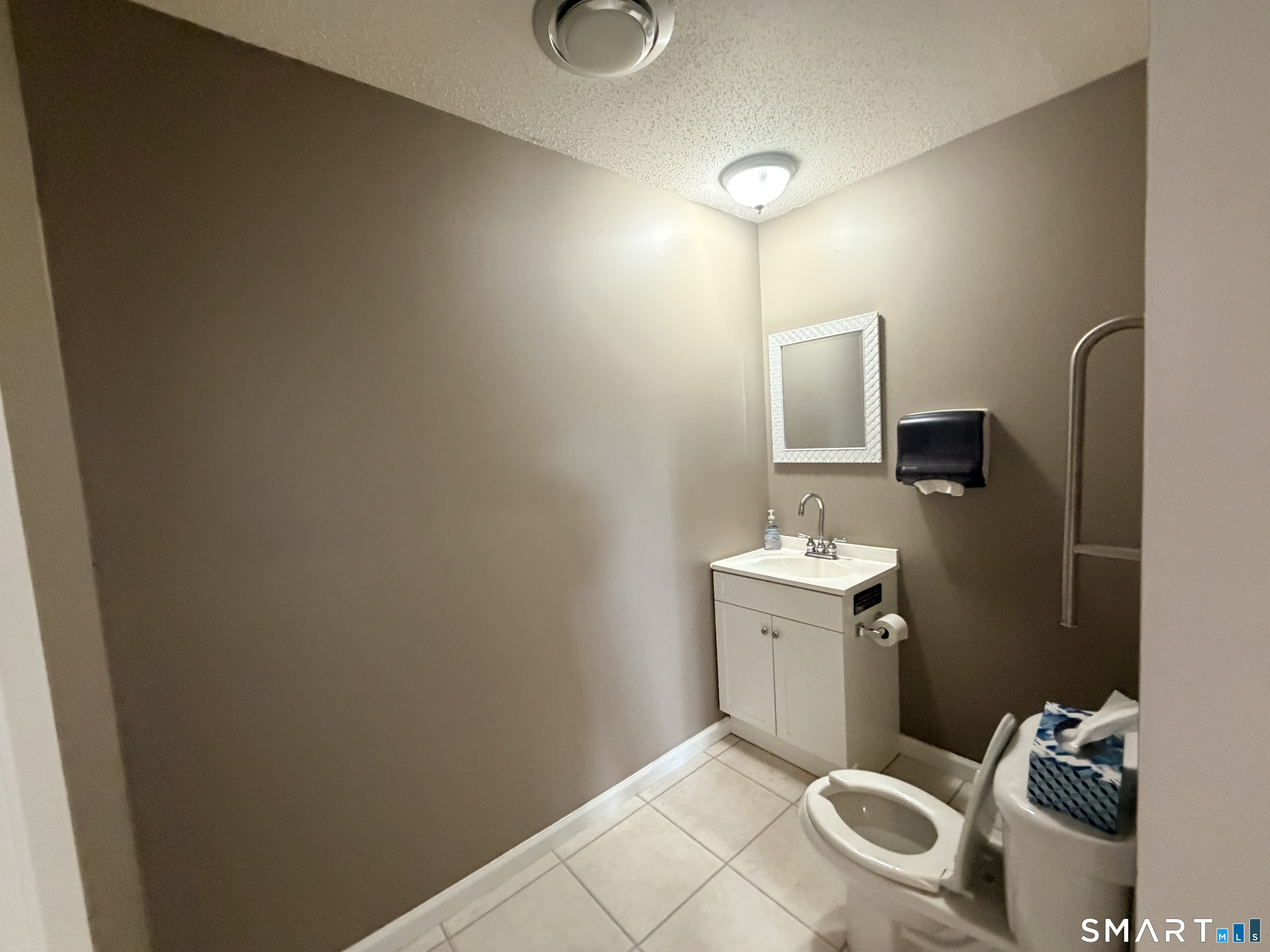 16 Waterbury 2-a Road Property Photo 10