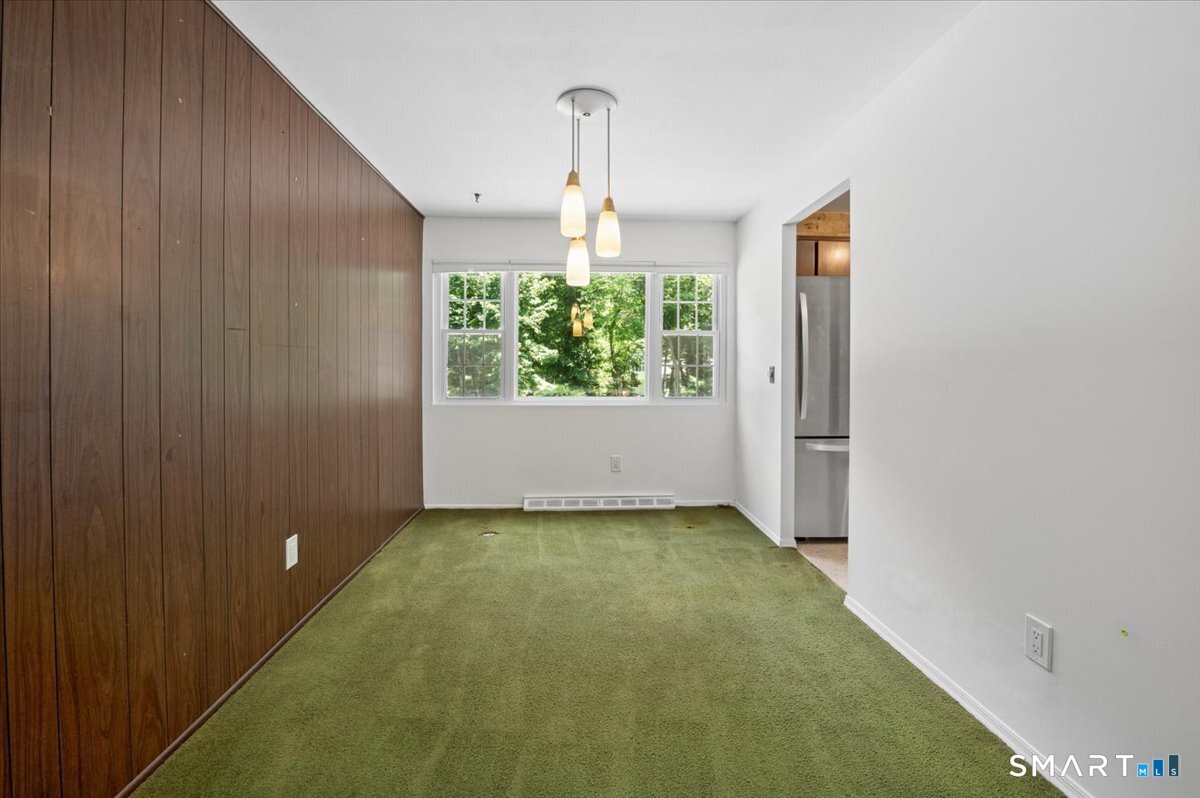 8 Stanwick Circle Property Photo 6