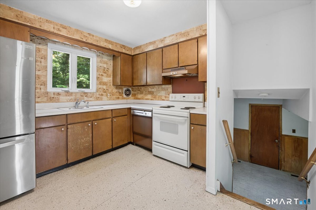 8 Stanwick Circle Property Photo 9