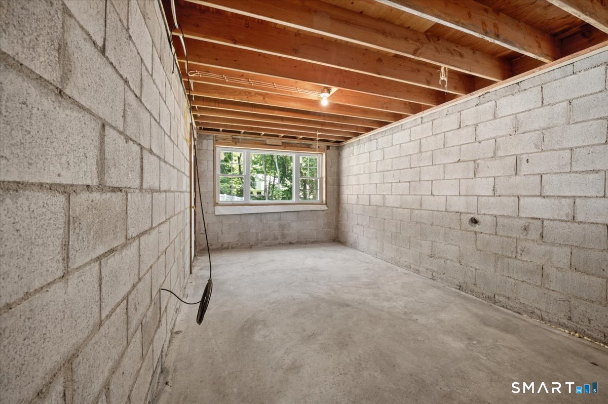 8 Stanwick Circle Property Photo 14