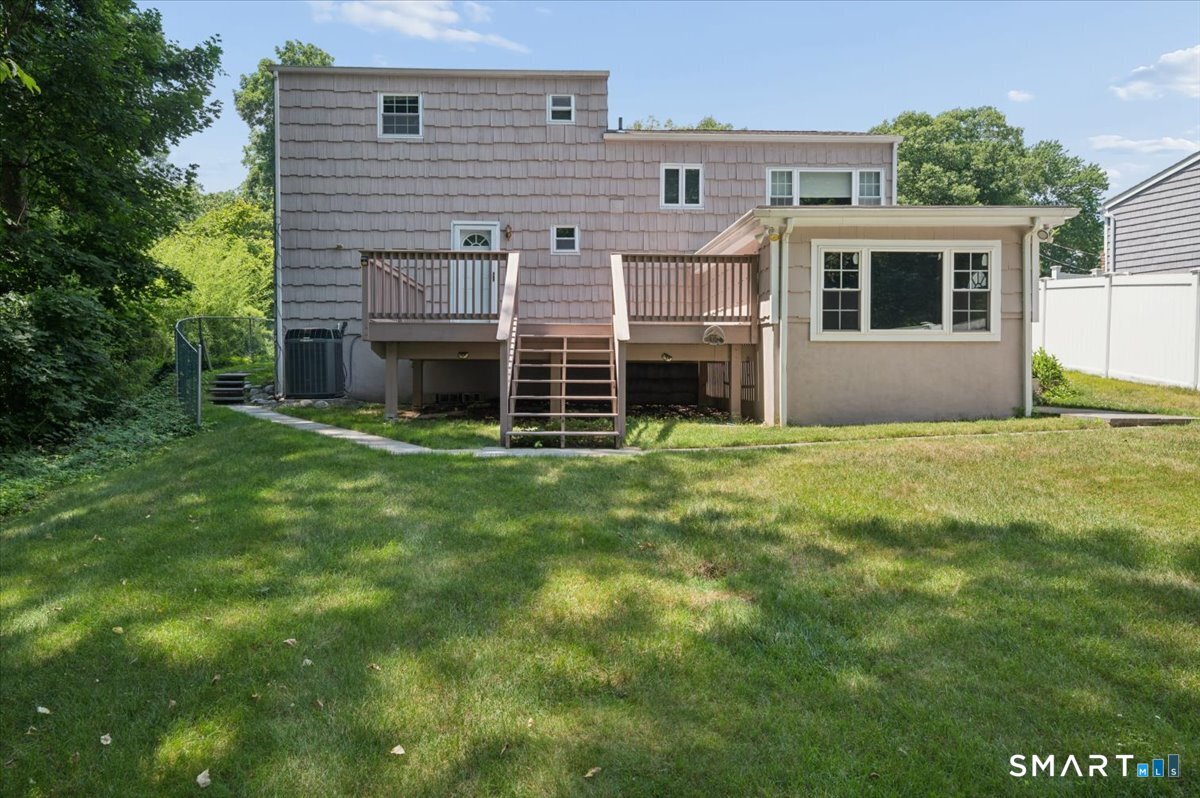 8 Stanwick Circle Property Photo 24