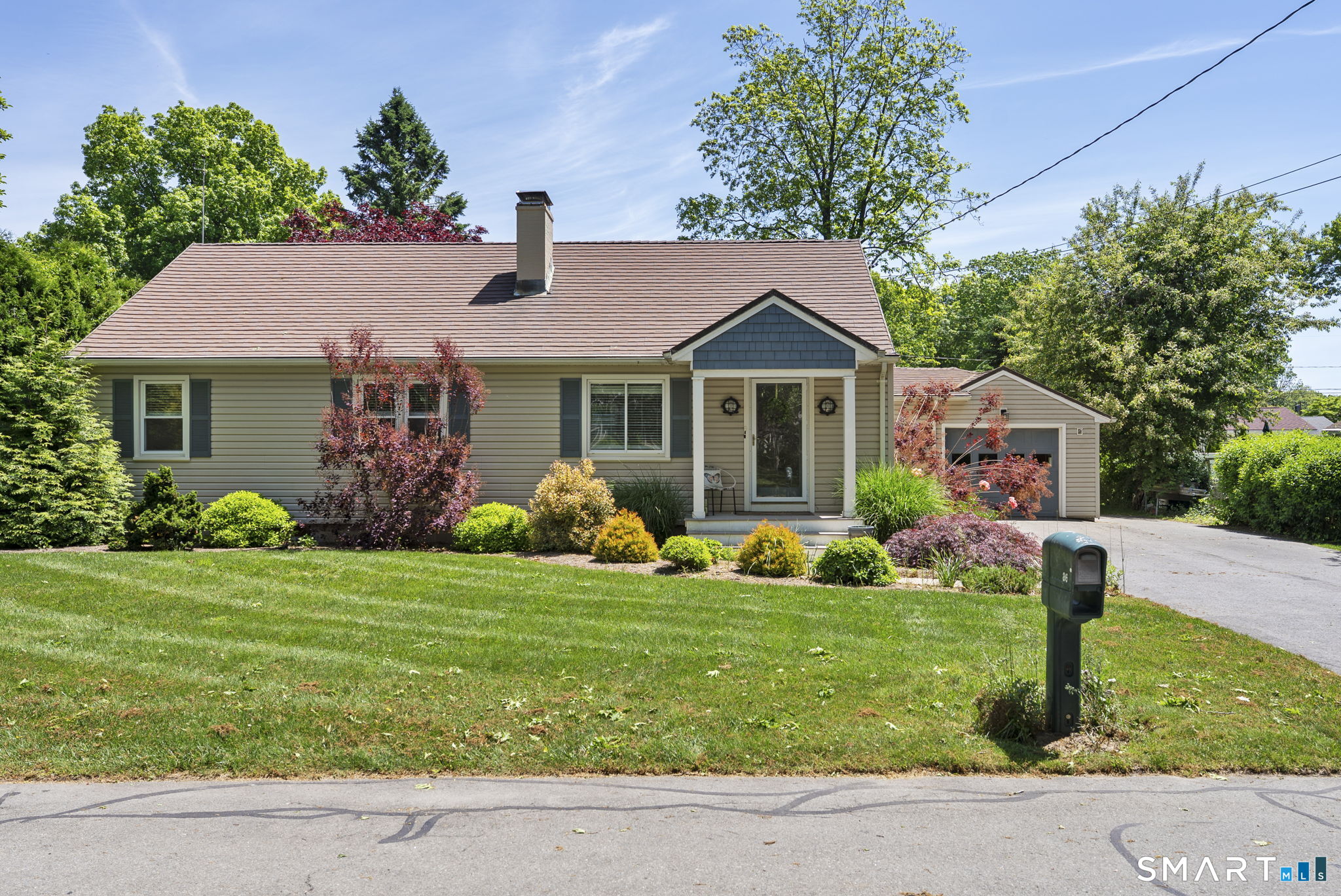 86 Fenwood Drive Property Photo 1