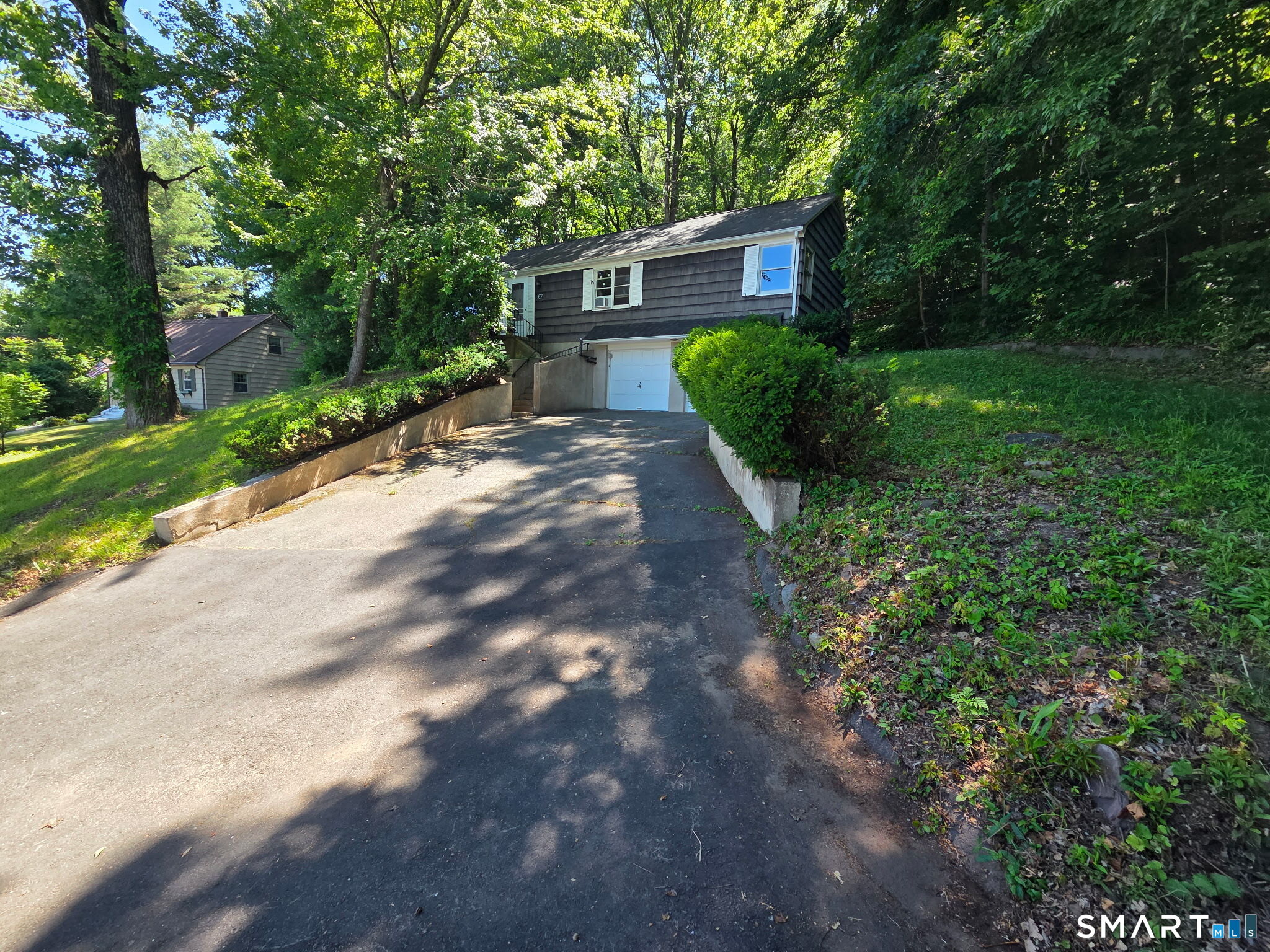 24185299 Property Photo 2