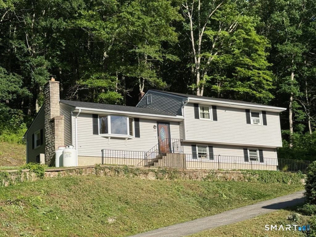 438 Hill Road Property Photo 1