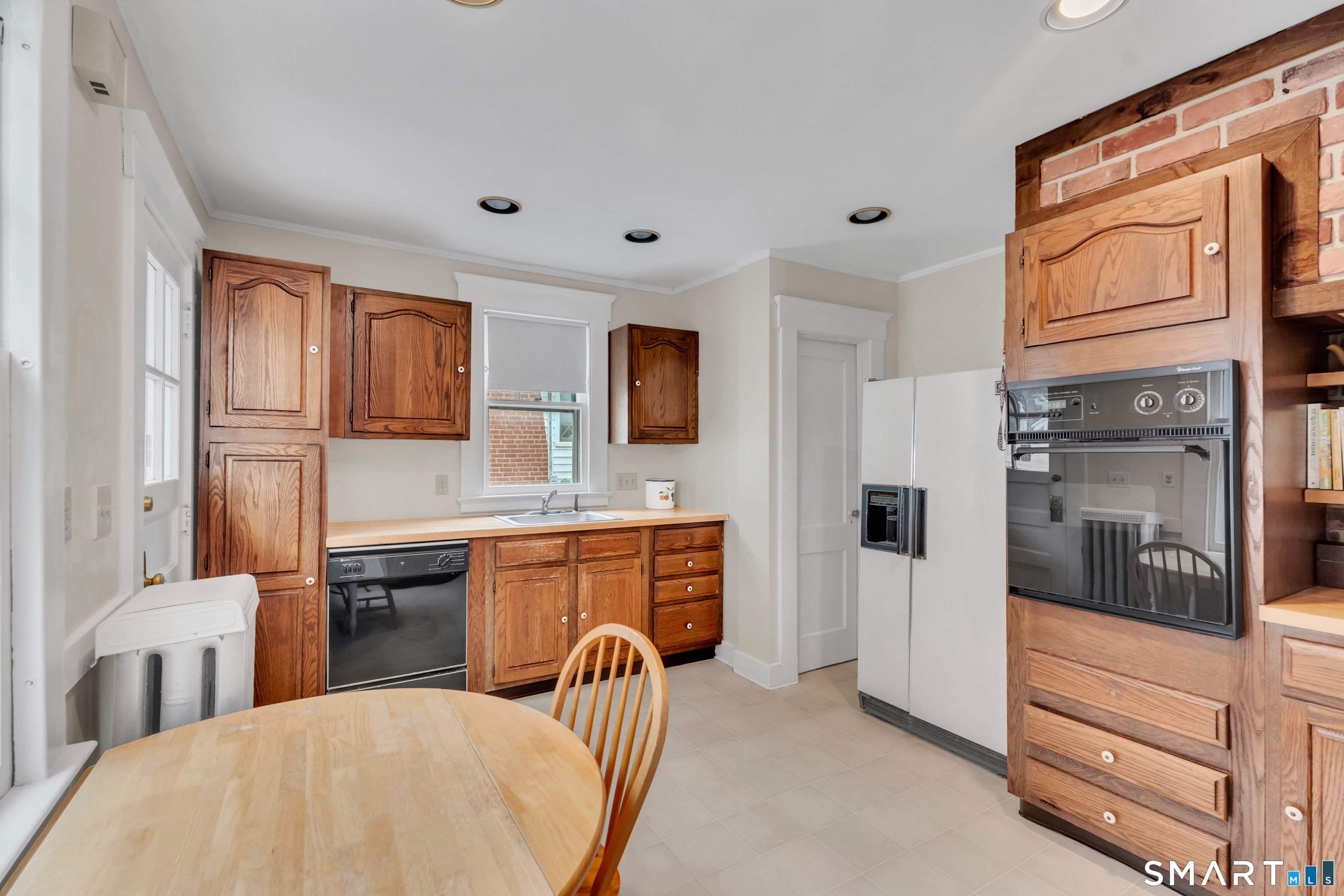 80 Russell Street Property Photo 10