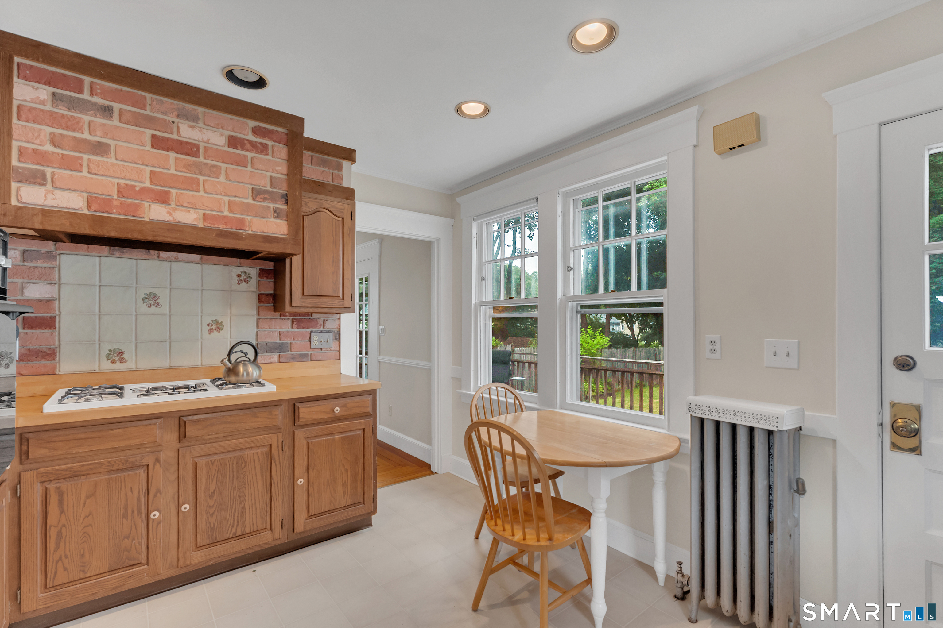 80 Russell Street Property Photo 13