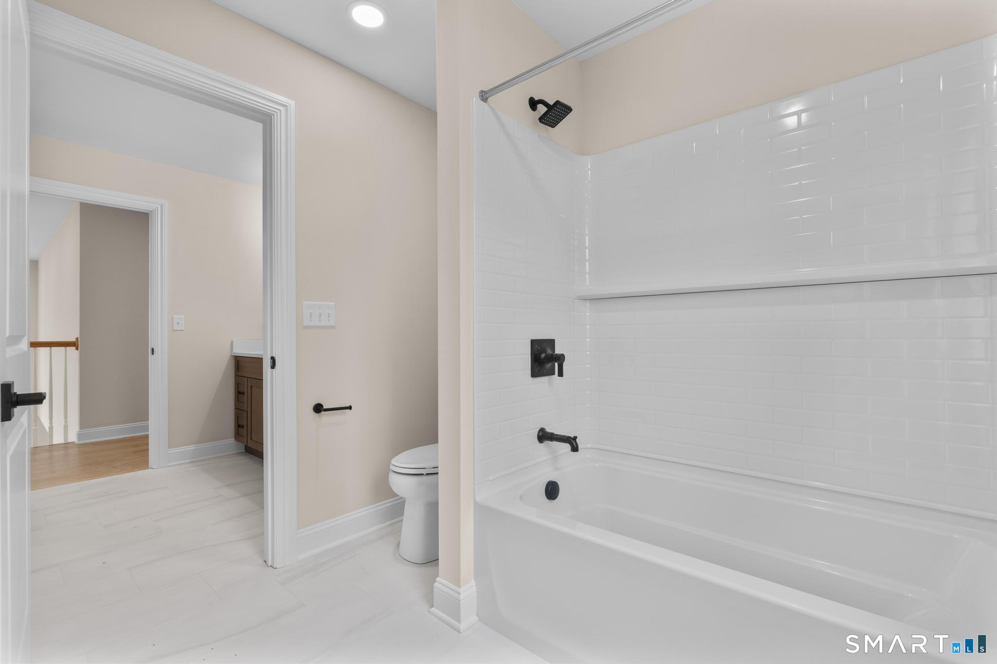 6 Twin Valley Road Property Photo 25