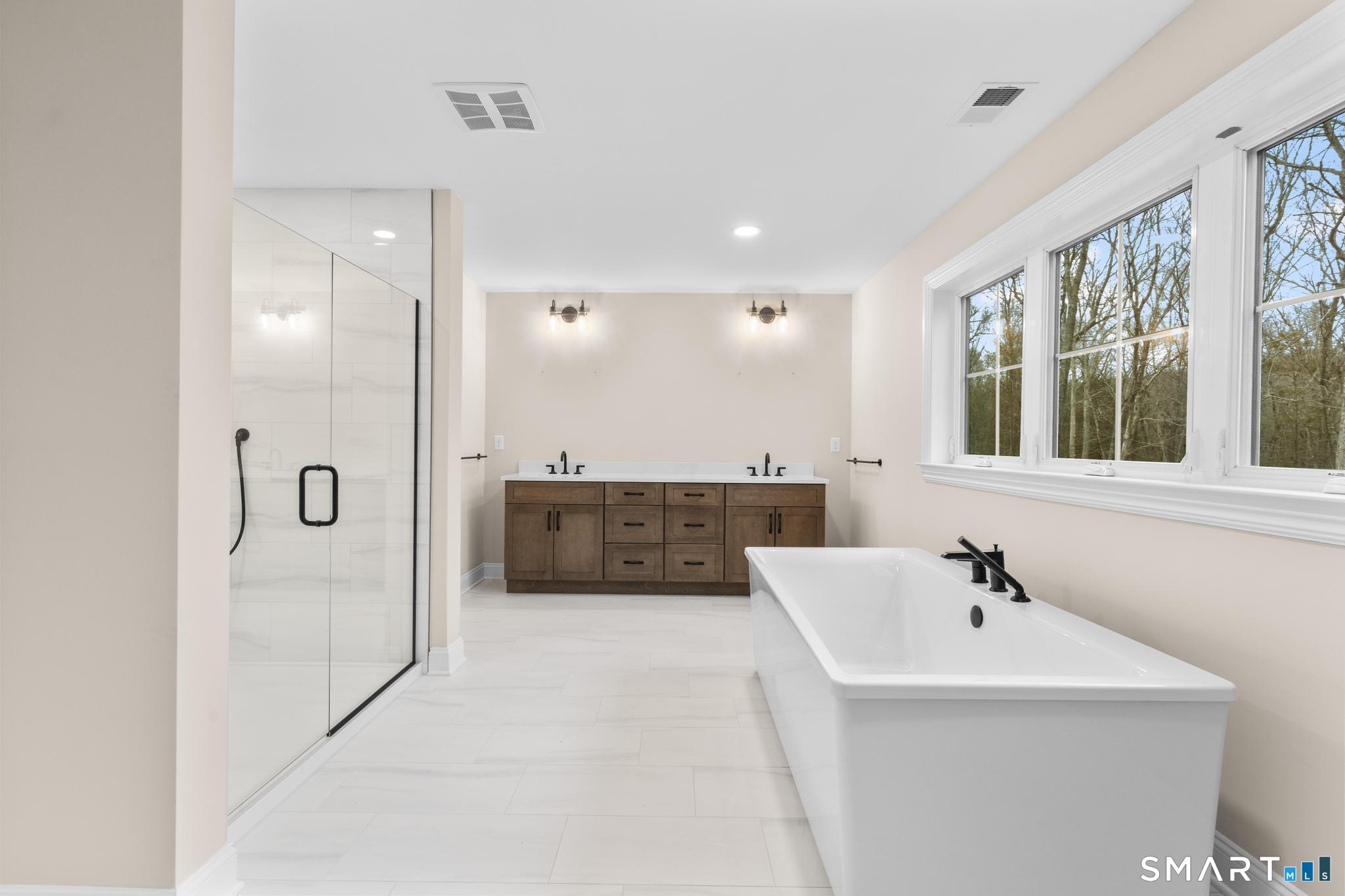 6 Twin Valley Road Property Photo 30