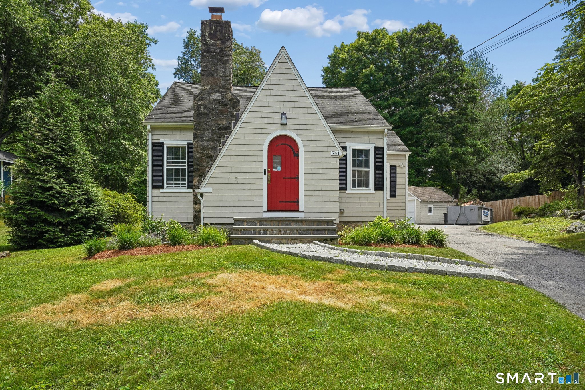 761 Den Road Property Photo 1