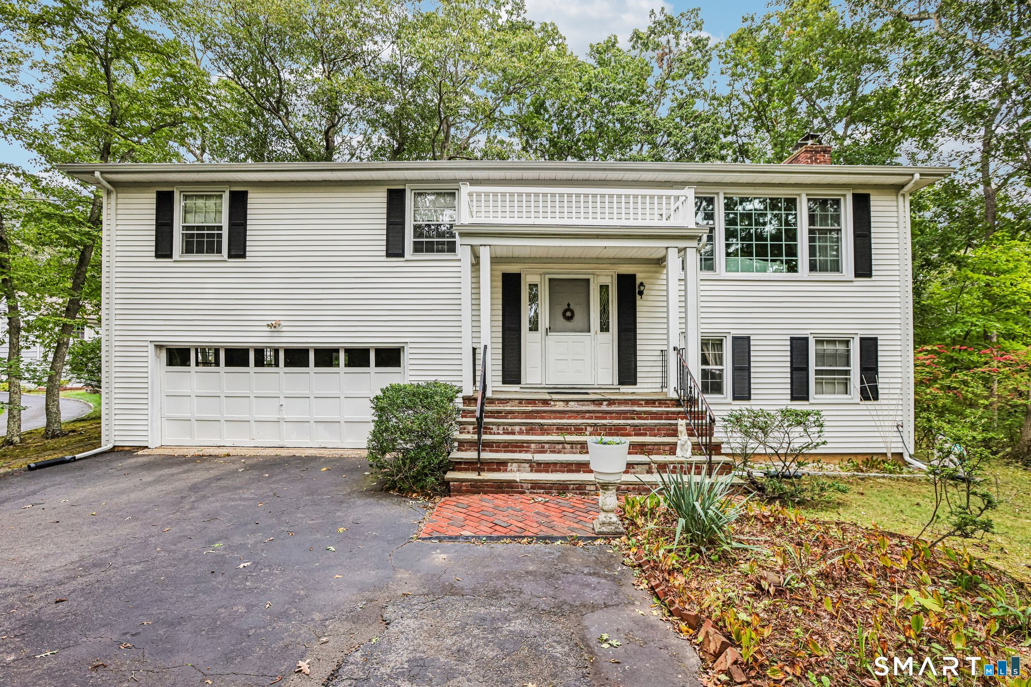 14 Chipping Lane Property Photo 1