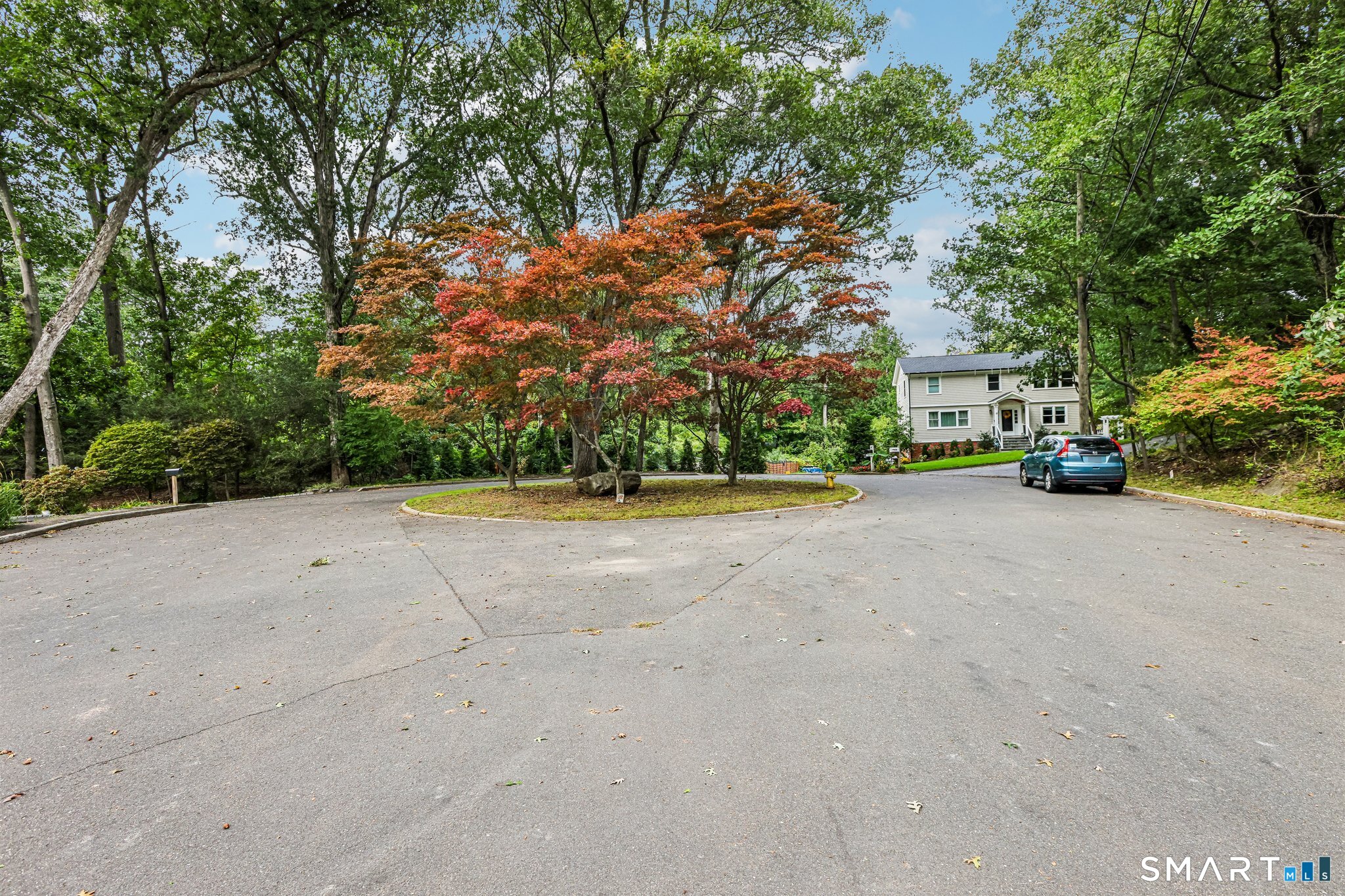 14 Chipping Lane Property Photo 2