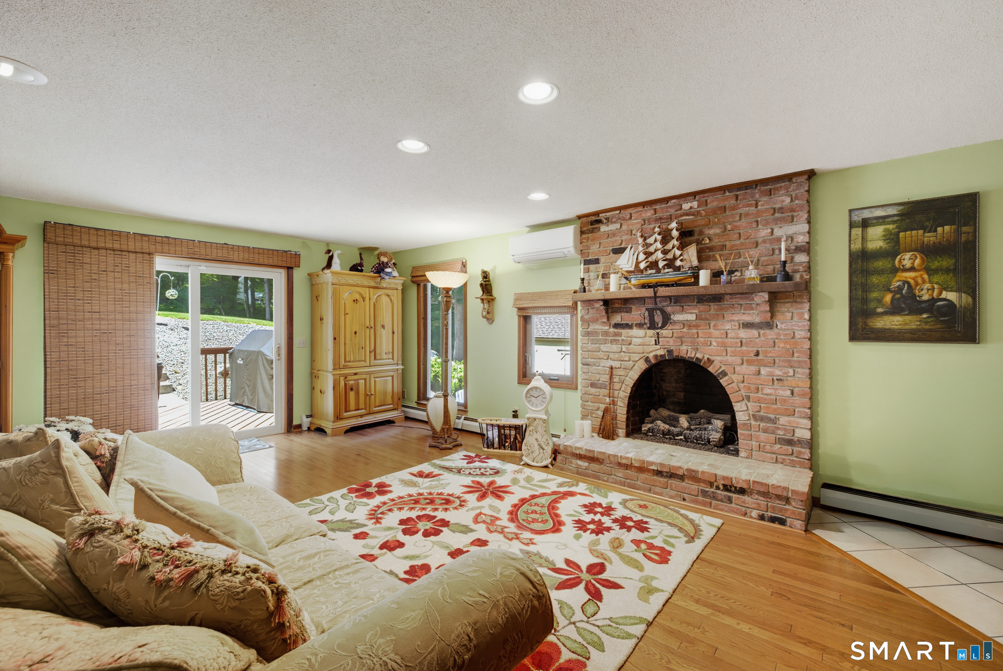 70 Pine Hollow Drive Property Photo 16