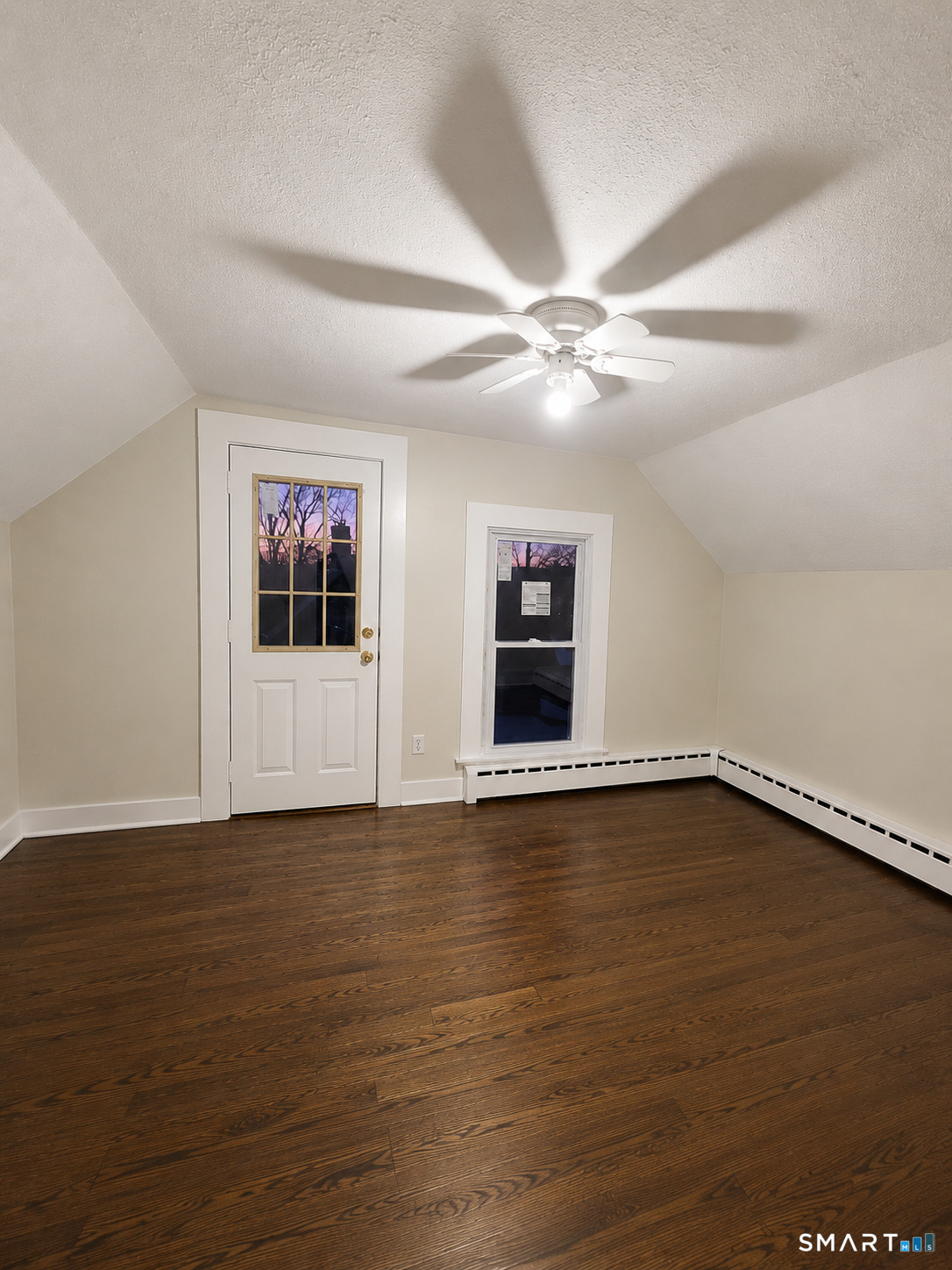 260 Summit Street Property Photo 5