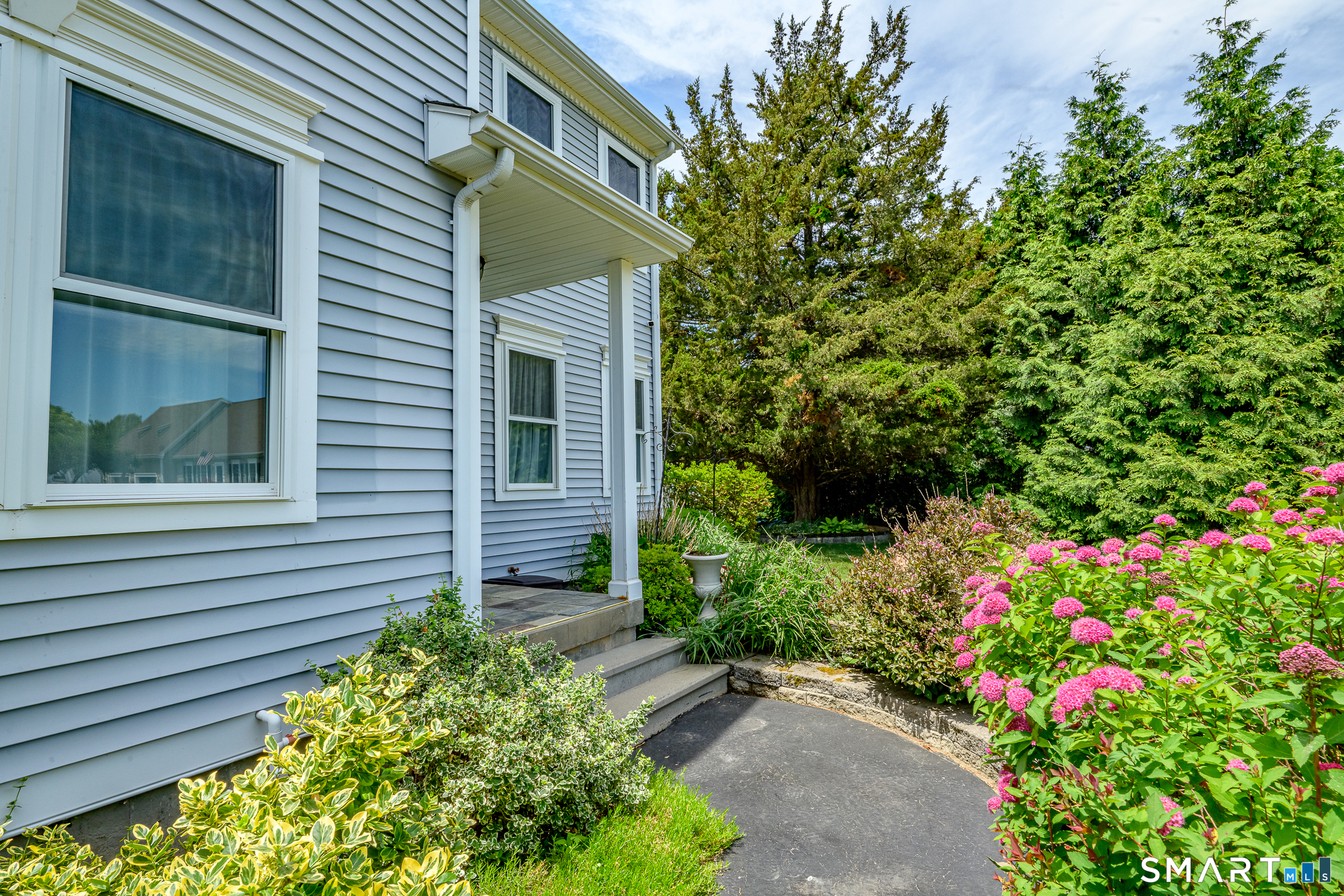 39 Jefferson Drive Property Photo 2