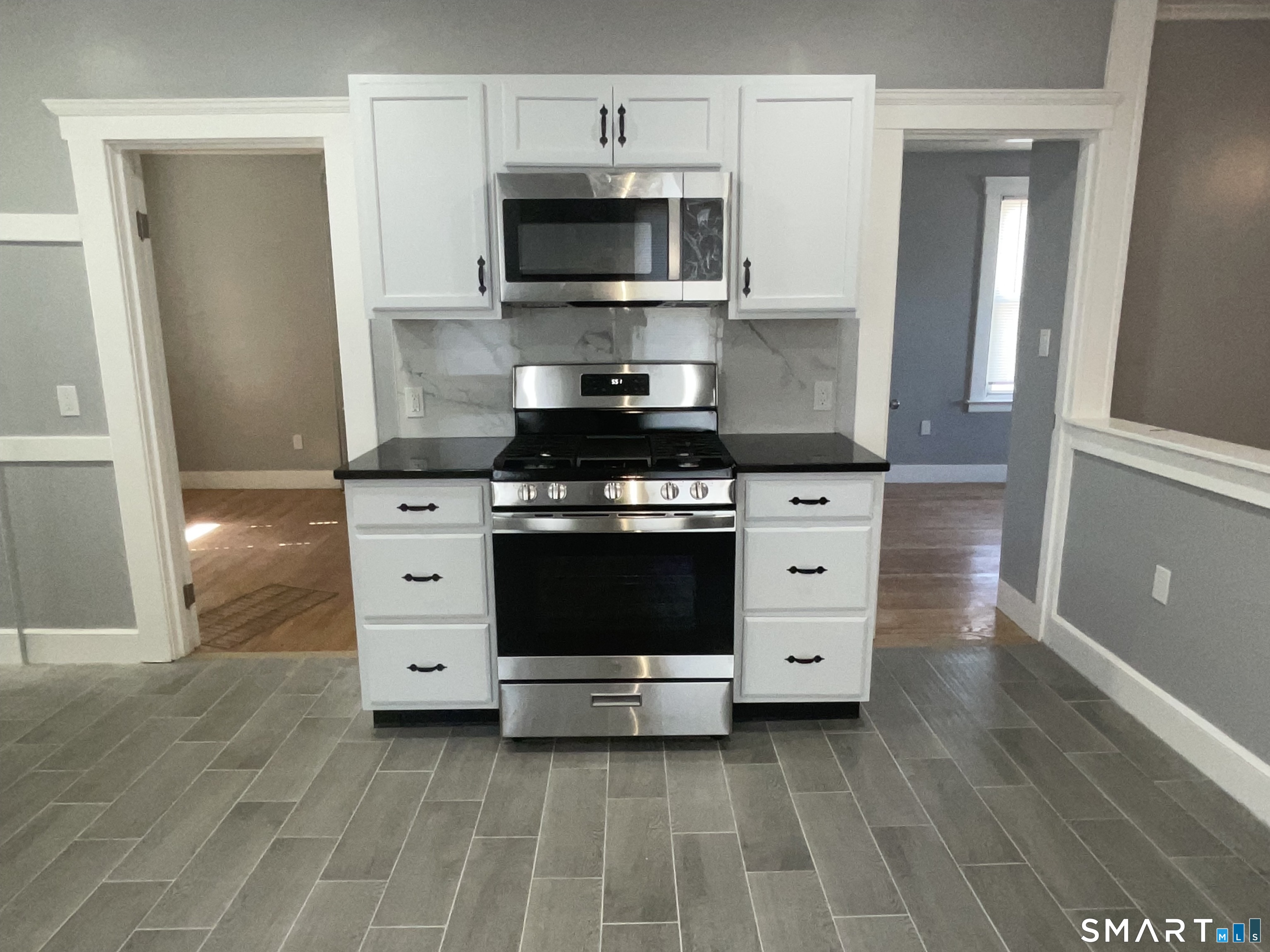 64 Saint Mary Street Property Photo 4