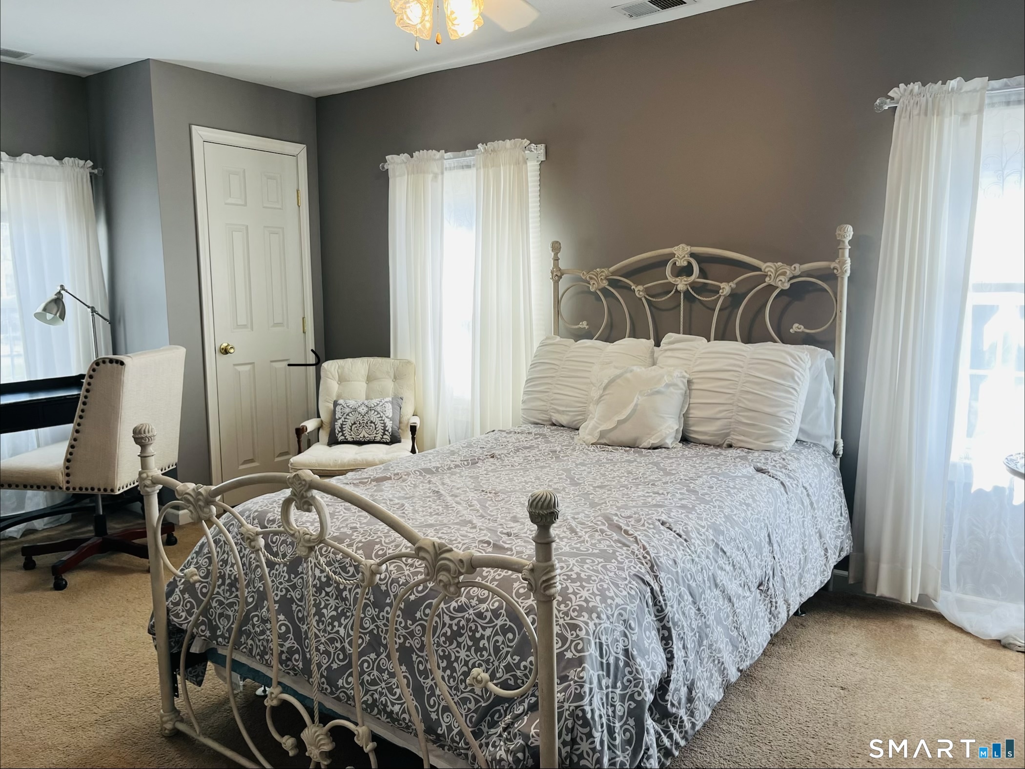 24185627 Property Photo 3
