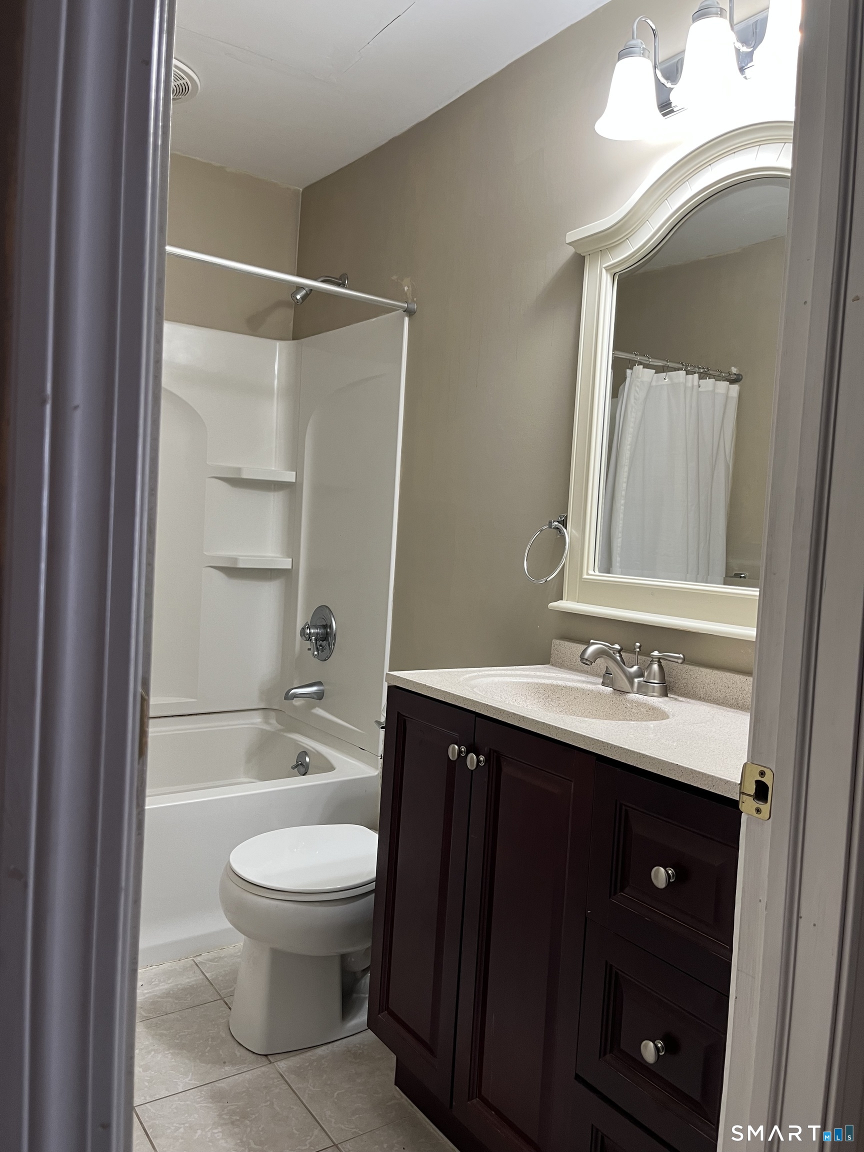 24185627 Property Photo 6