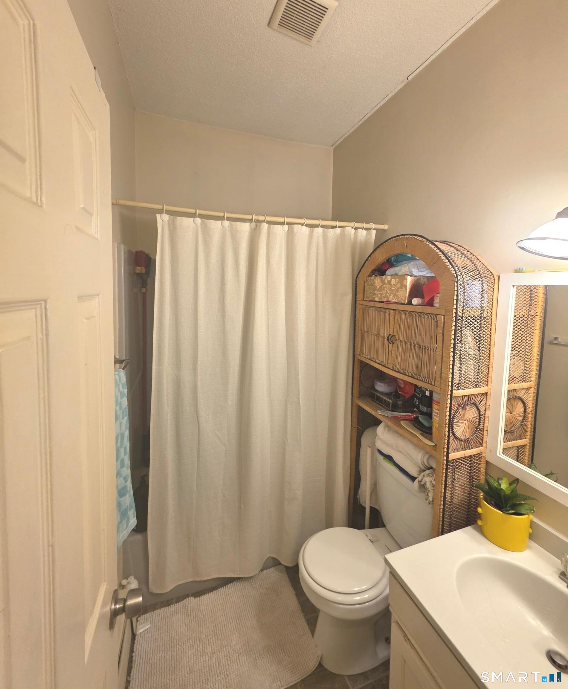 31 Alden B Street Property Photo 5