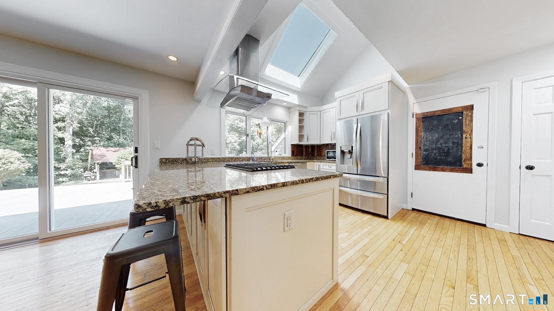 285 Wooding Hill Road Property Photo 1